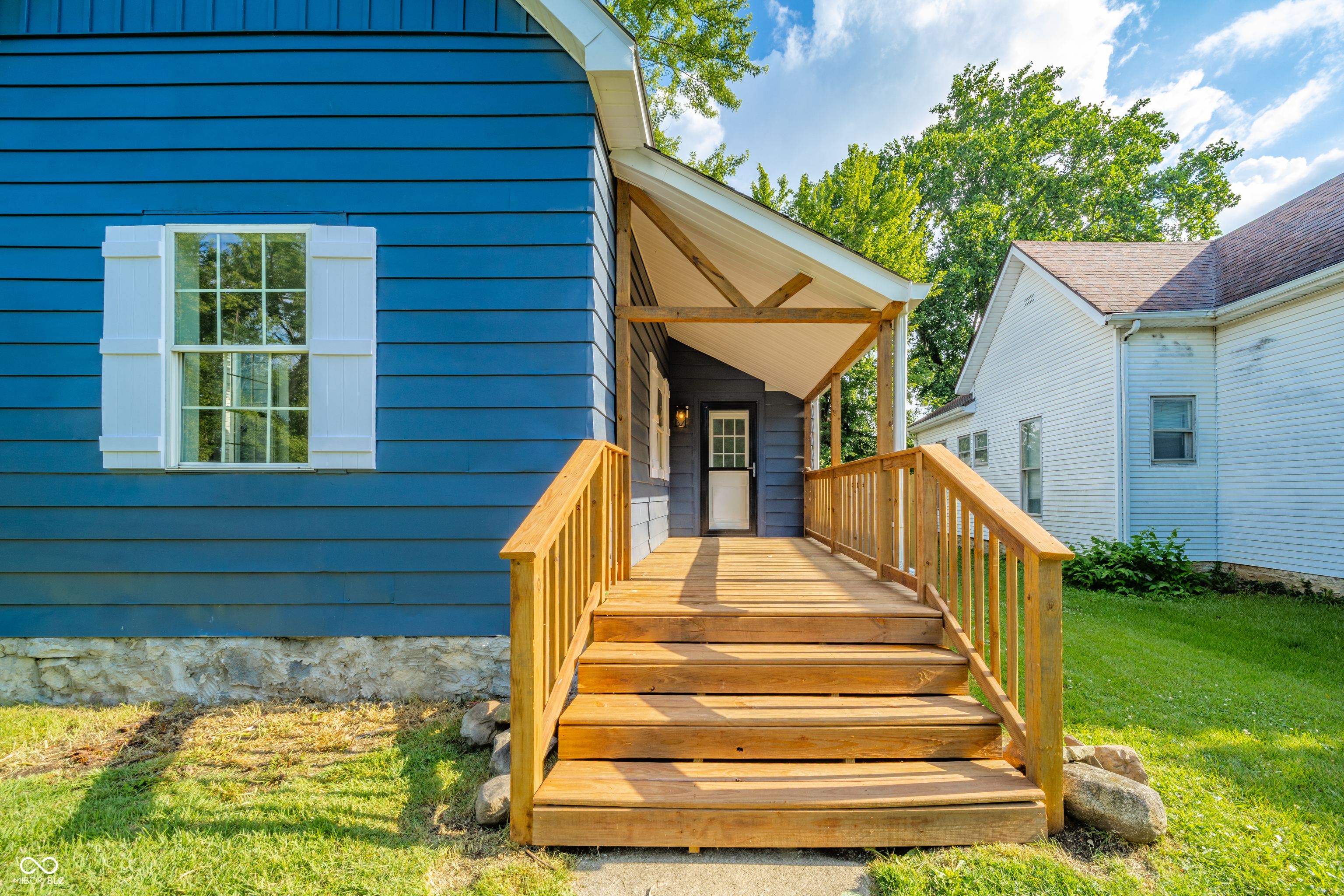 3rd image of 814 W 5Th St, Anderson, IN 46016 | MLS# 22115188