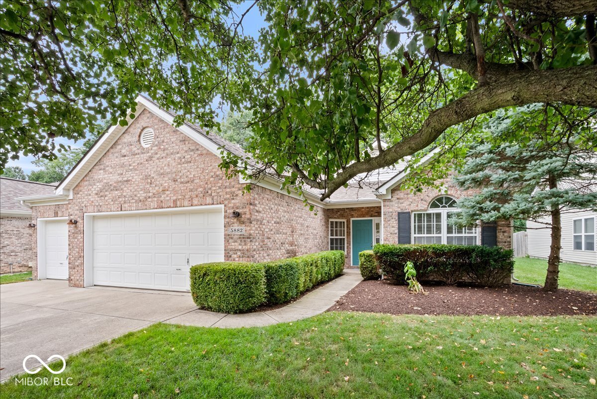 2nd image of 5882 Lost Oaks Dr, Carmel, IN 46033 | MLS# 22115193