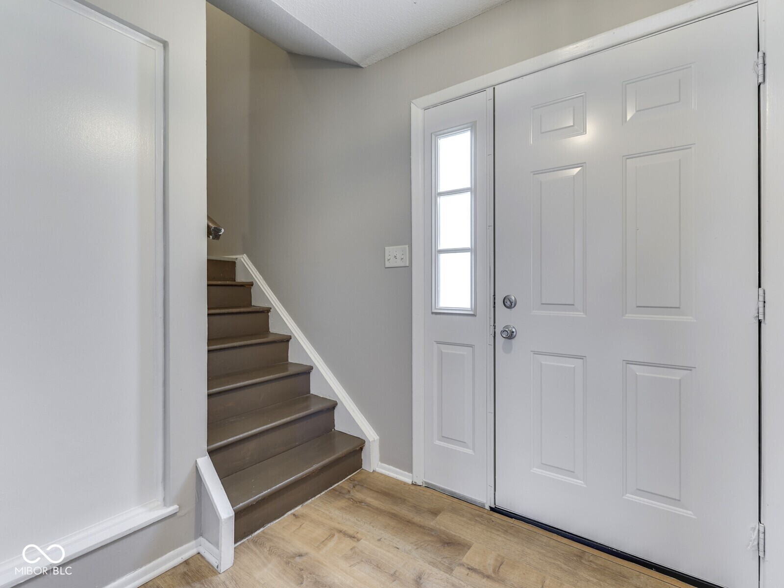 5th image of 1014 Greenwood Trl E, Greenwood, IN 46142 | MLS# 22115207