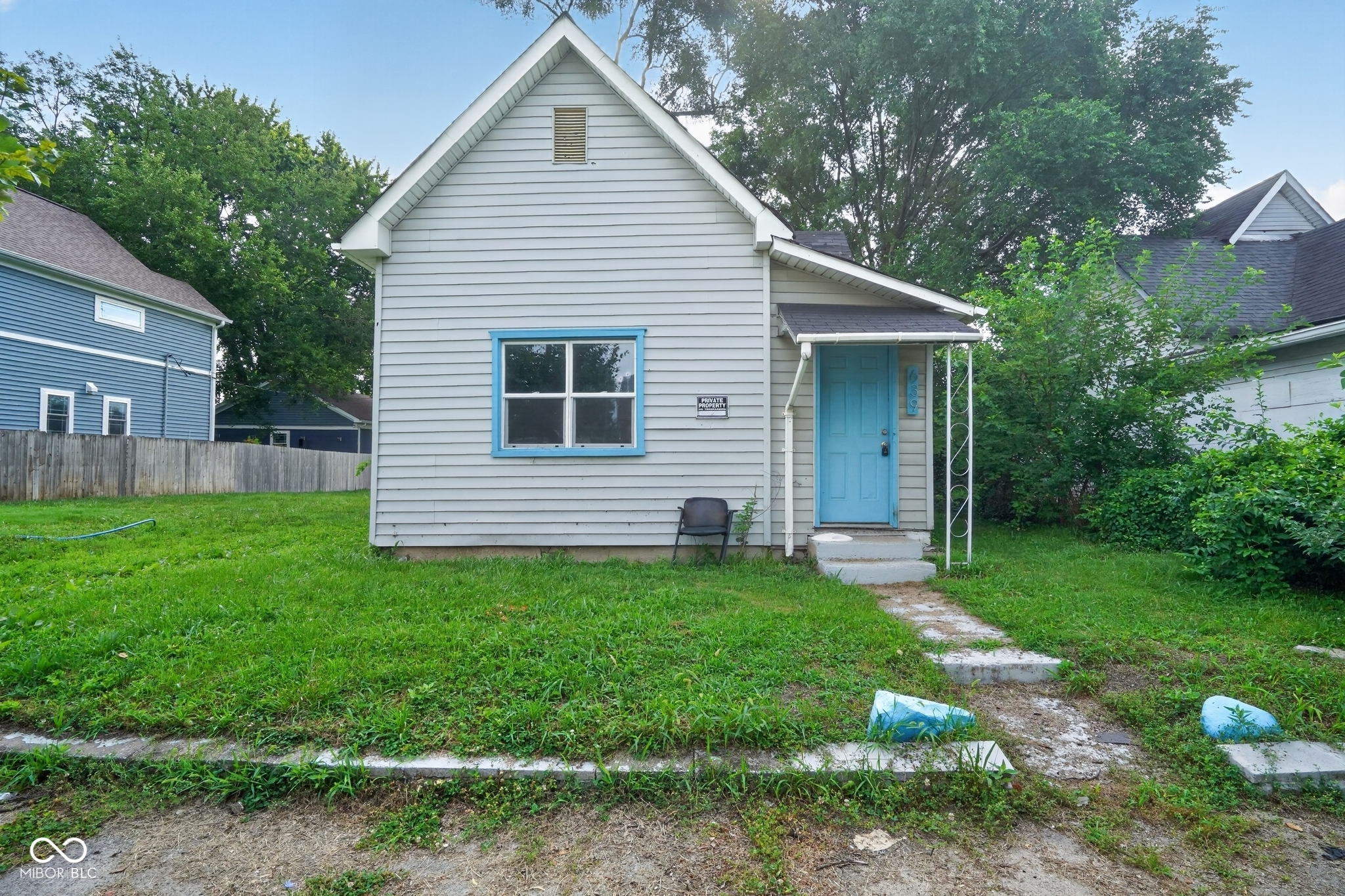 1st image of 639 Warren Ave, Indianapolis, IN 46221 | MLS# 22115255