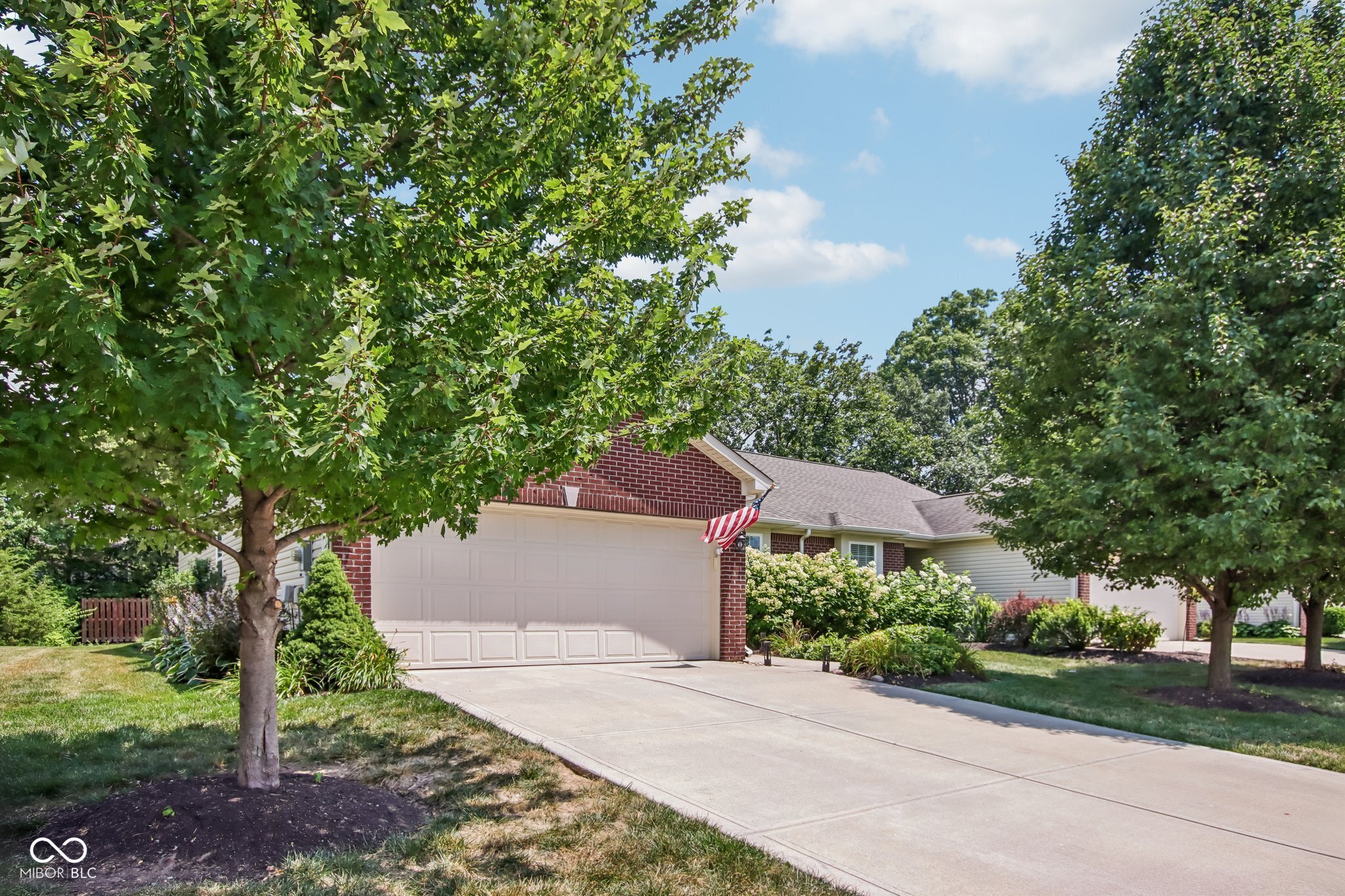 2nd image of 425 Dylan Dr, Avon, IN 46123 | MLS# 22115256