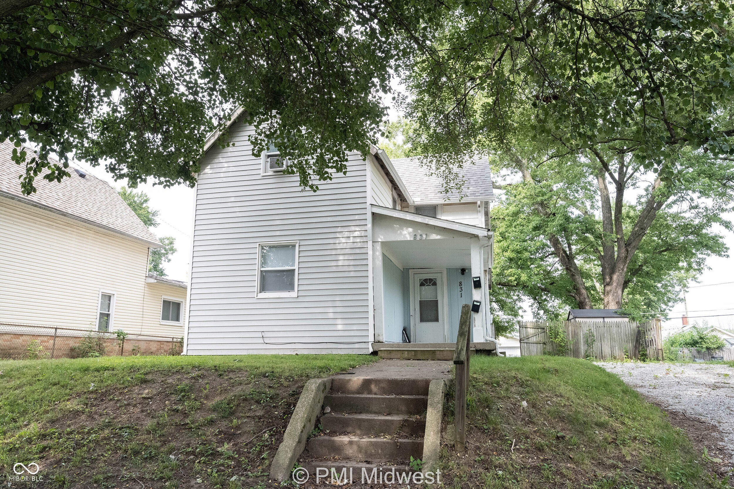 1st image of 831 S Webster St, Kokomo, IN 46901 | MLS# 22115297