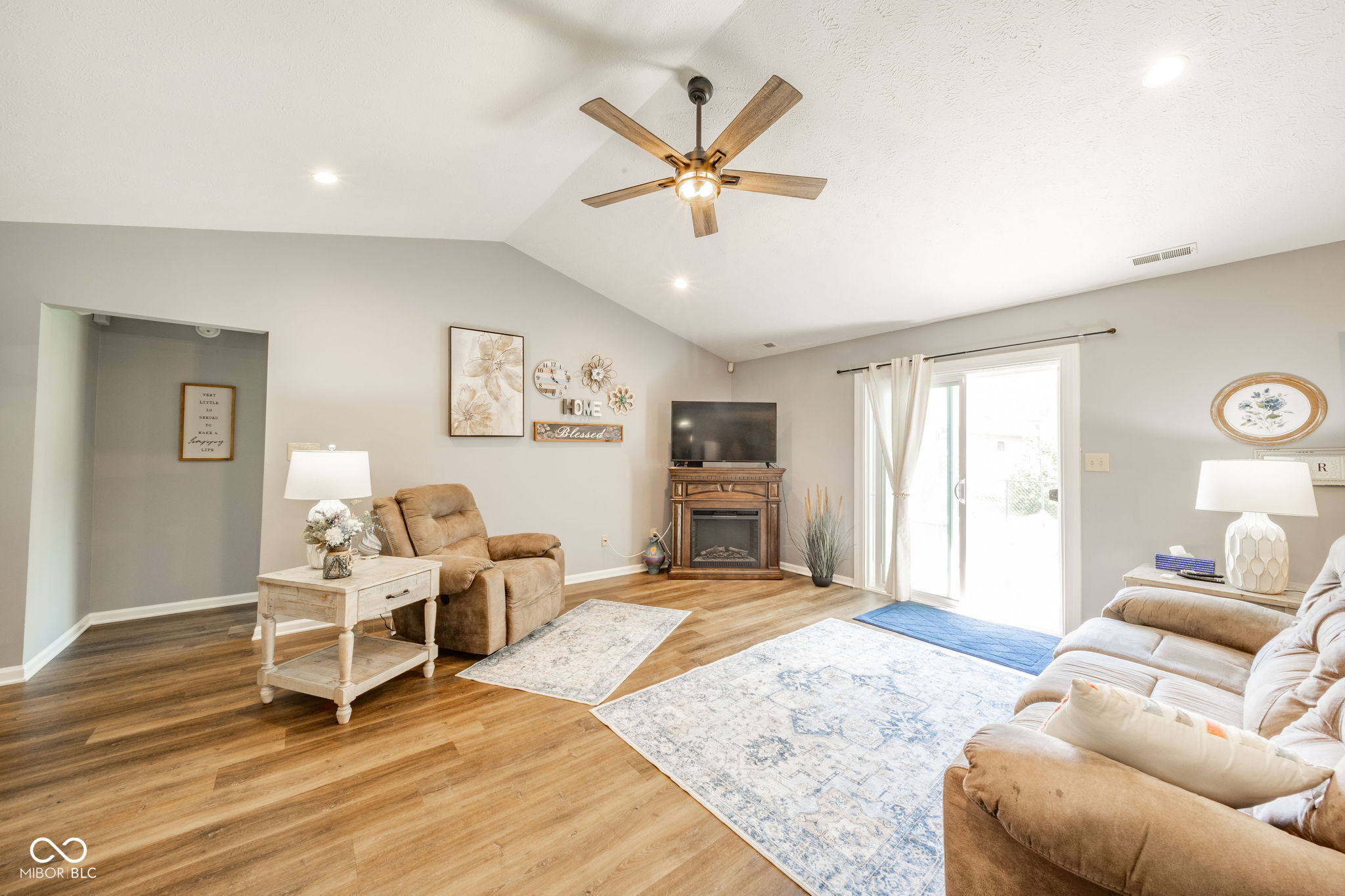 3rd image of 6279 Briargate Dr, Zionsville, IN 46077 | MLS# 22115384