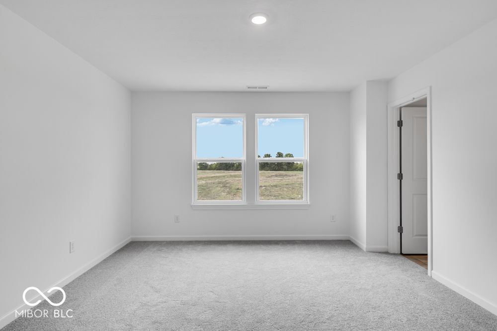 4th image of 2051 Black Oak Dr, Shelbyville, IN 46176 | MLS# 22115418
