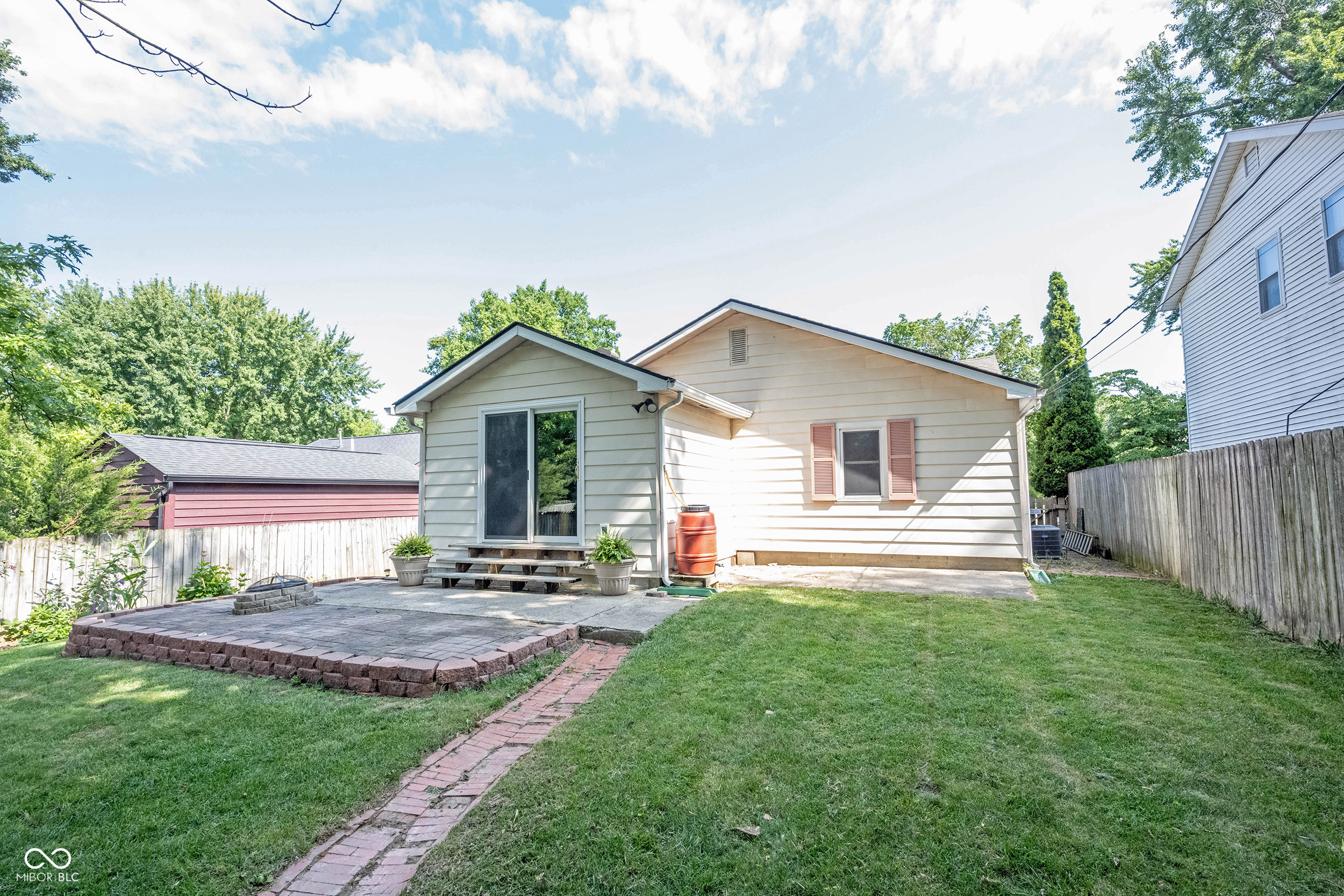 2nd image of 1497 Monument St, Noblesville, IN 46060 | MLS# 22115419