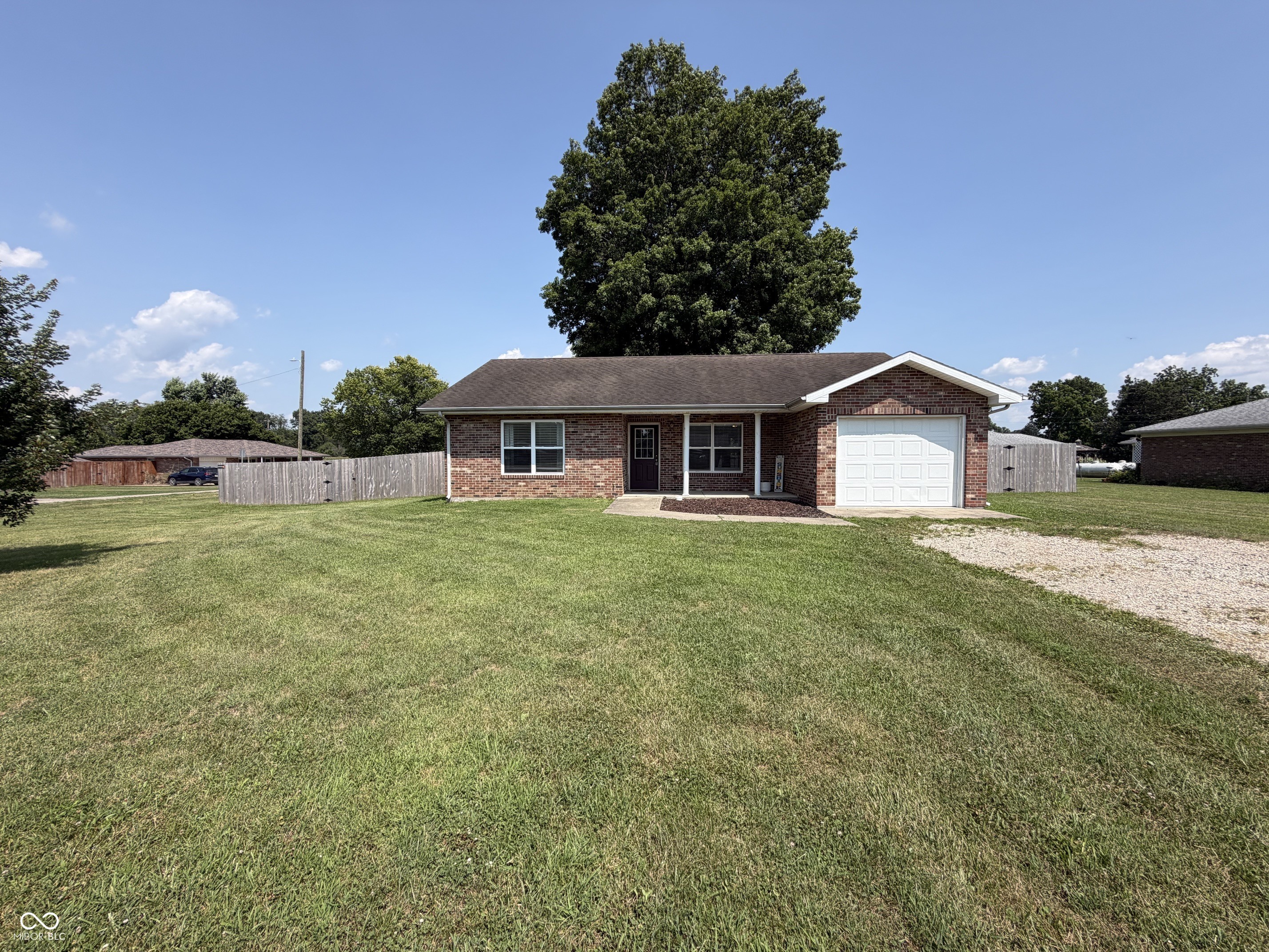 2nd image of 226 E Court Dr, Cayuga, IN 47928 | MLS# 22115425
