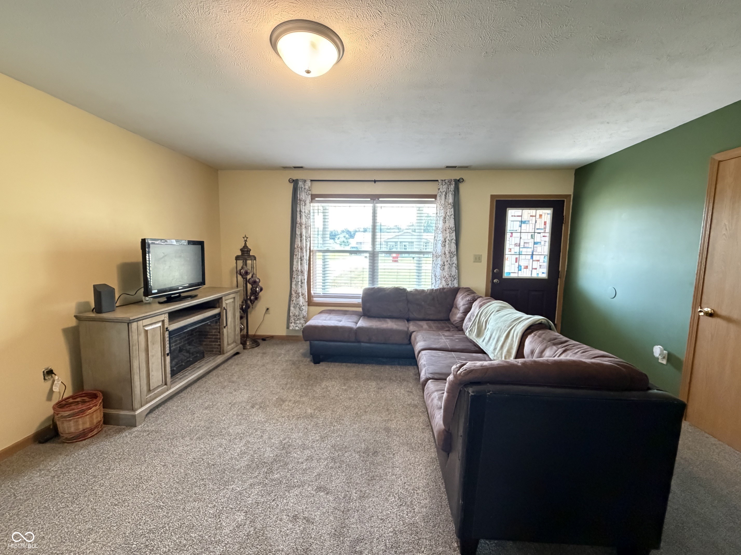 5th image of 226 E Court Dr, Cayuga, IN 47928 | MLS# 22115425