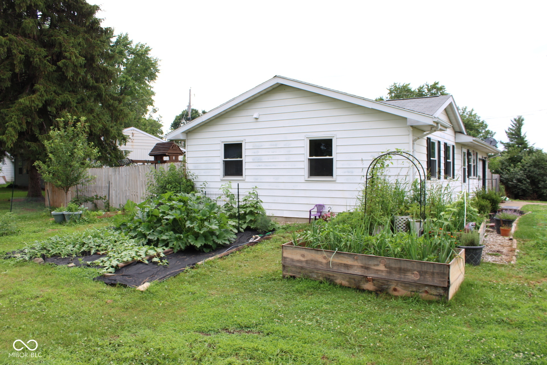 3rd image of 321 Vicksburg Ln, West Lafayette, IN 47906 | MLS# 22115548