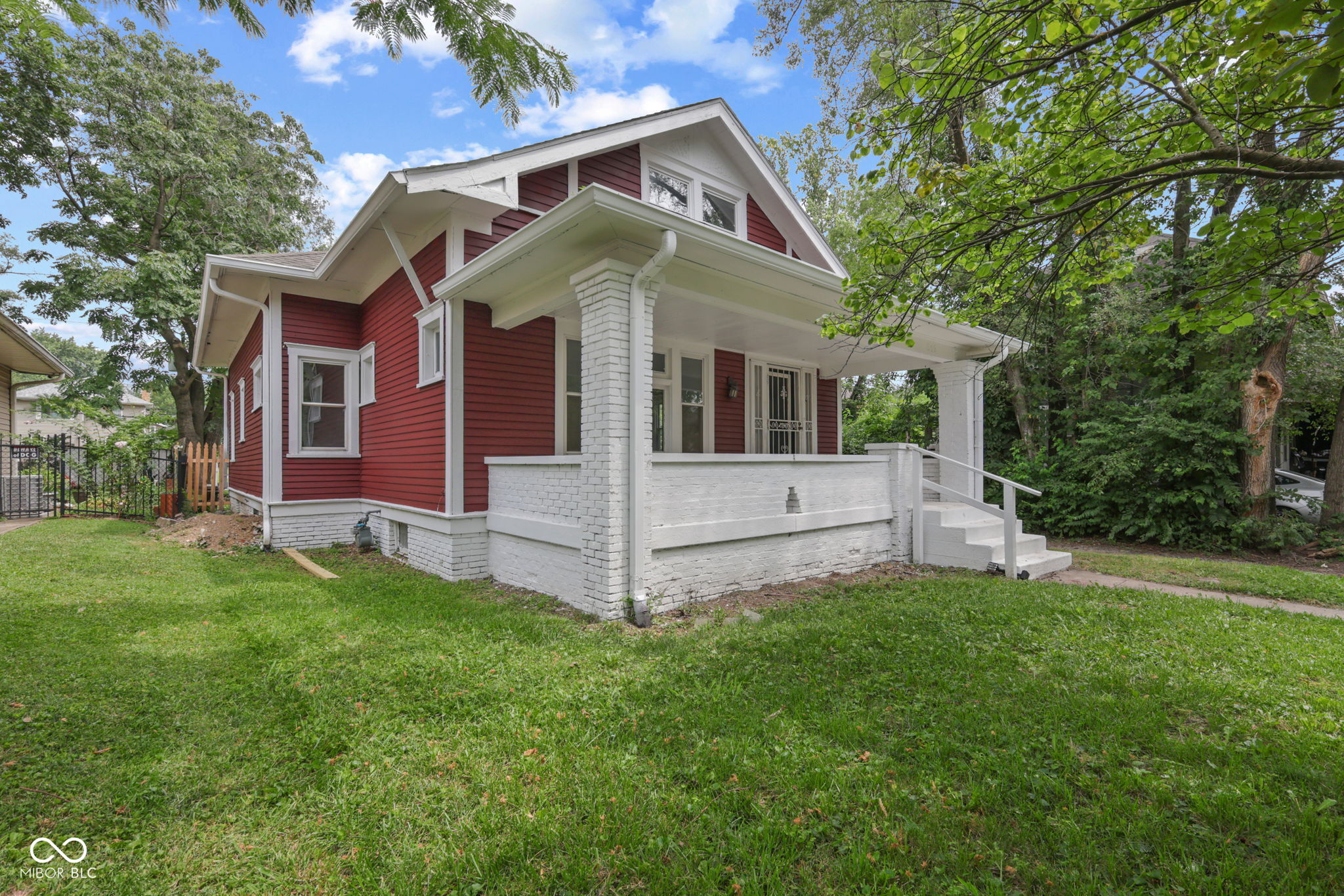 3rd image of 519 N Oakland Ave, Indianapolis, IN 46201 | MLS# 22115562