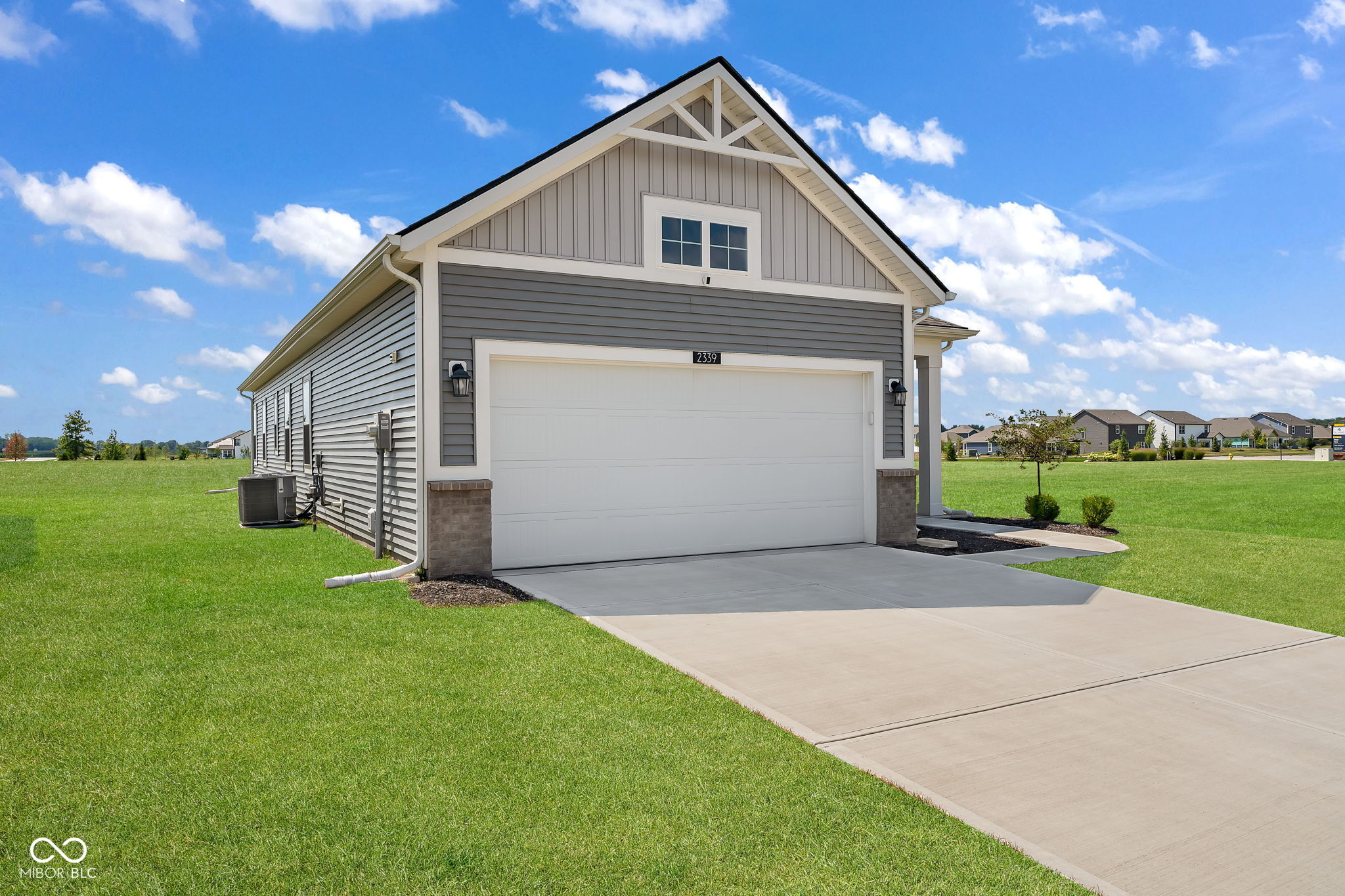 2nd image of 2339 William Garrett Wy, Shelbyville, IN 46176 | MLS# 22115583