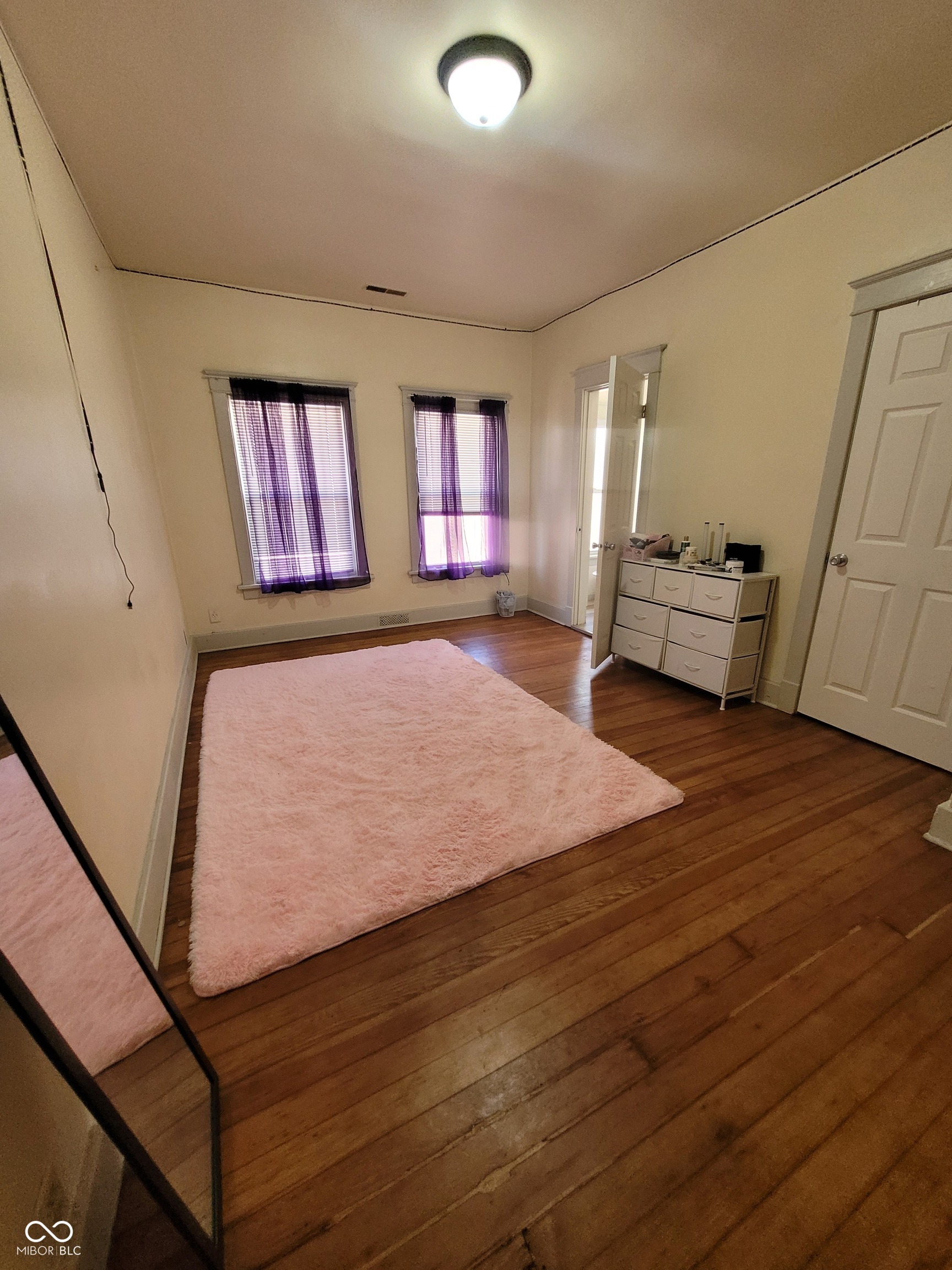 5th image of 4 Waltham St, Hammond, IN 46320 | MLS# 22115669