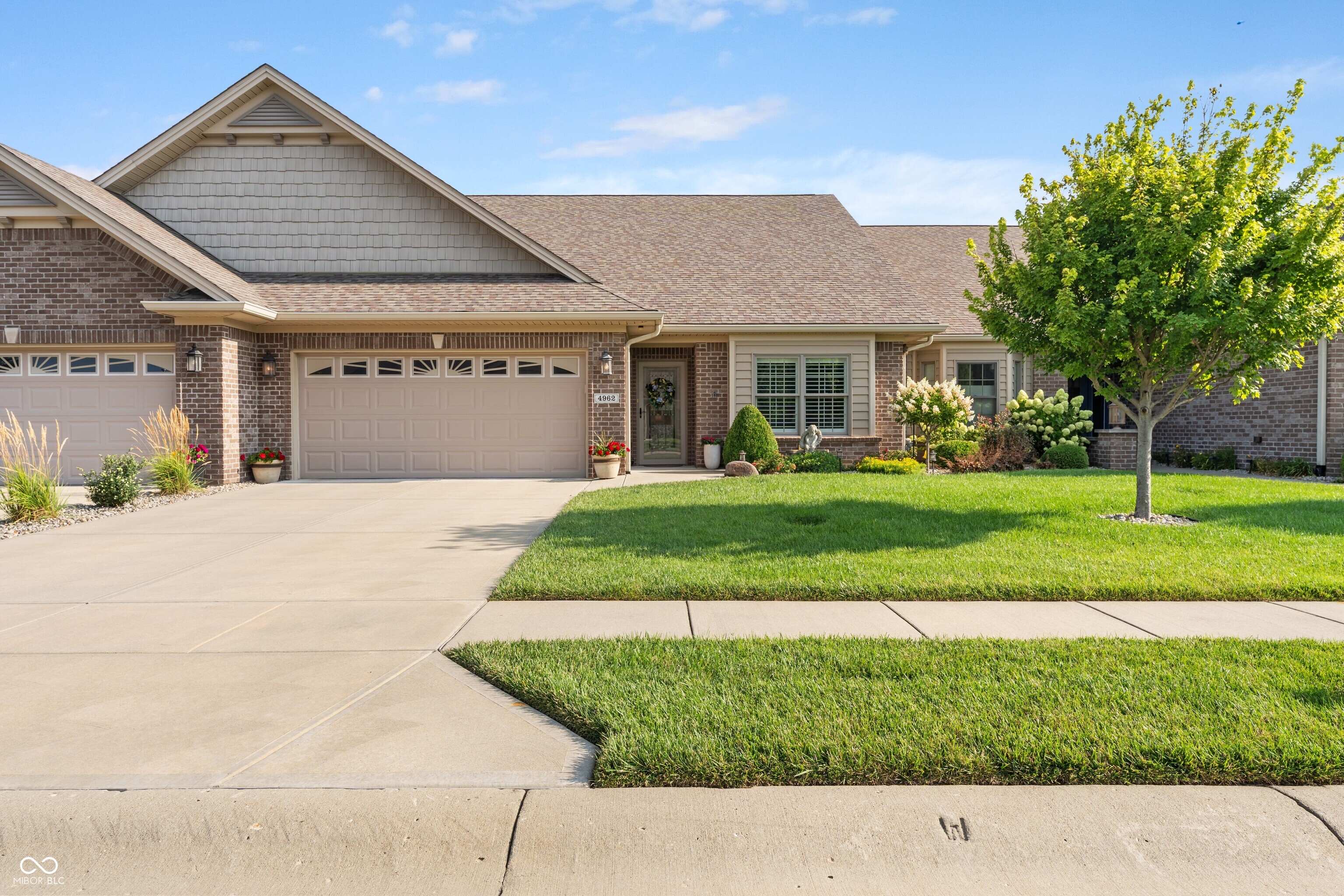 1st image of 4962 Delray Dr, Columbus, IN 47203 | MLS# 22115685
