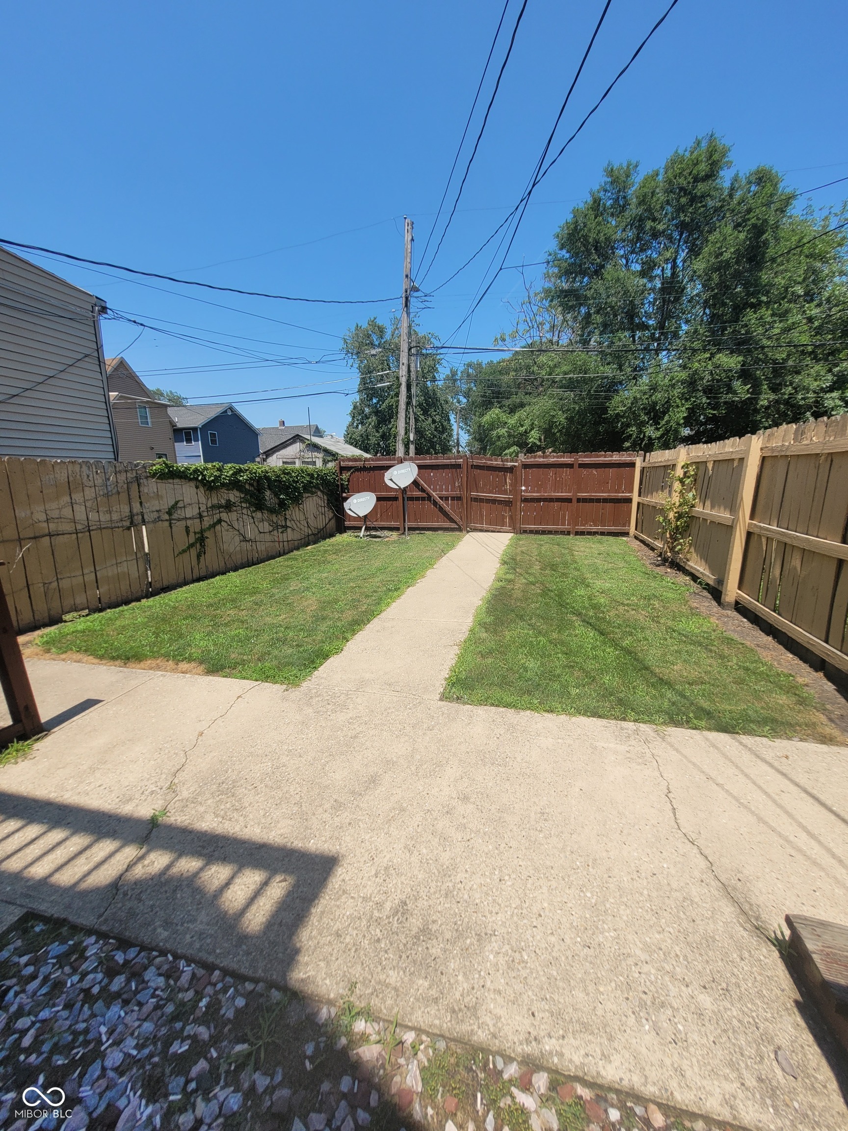2nd image of 415 Gostlin St, Hammond, IN 46327 | MLS# 22115695