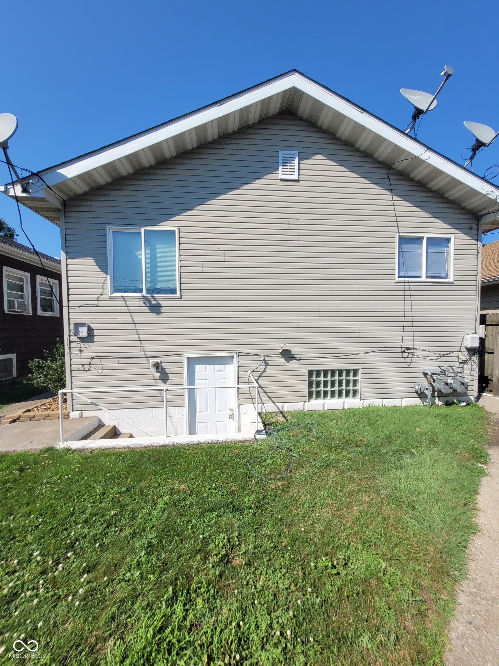 2nd image of 830 Wilcox St, Hammond, IN 46320 | MLS# 22115704