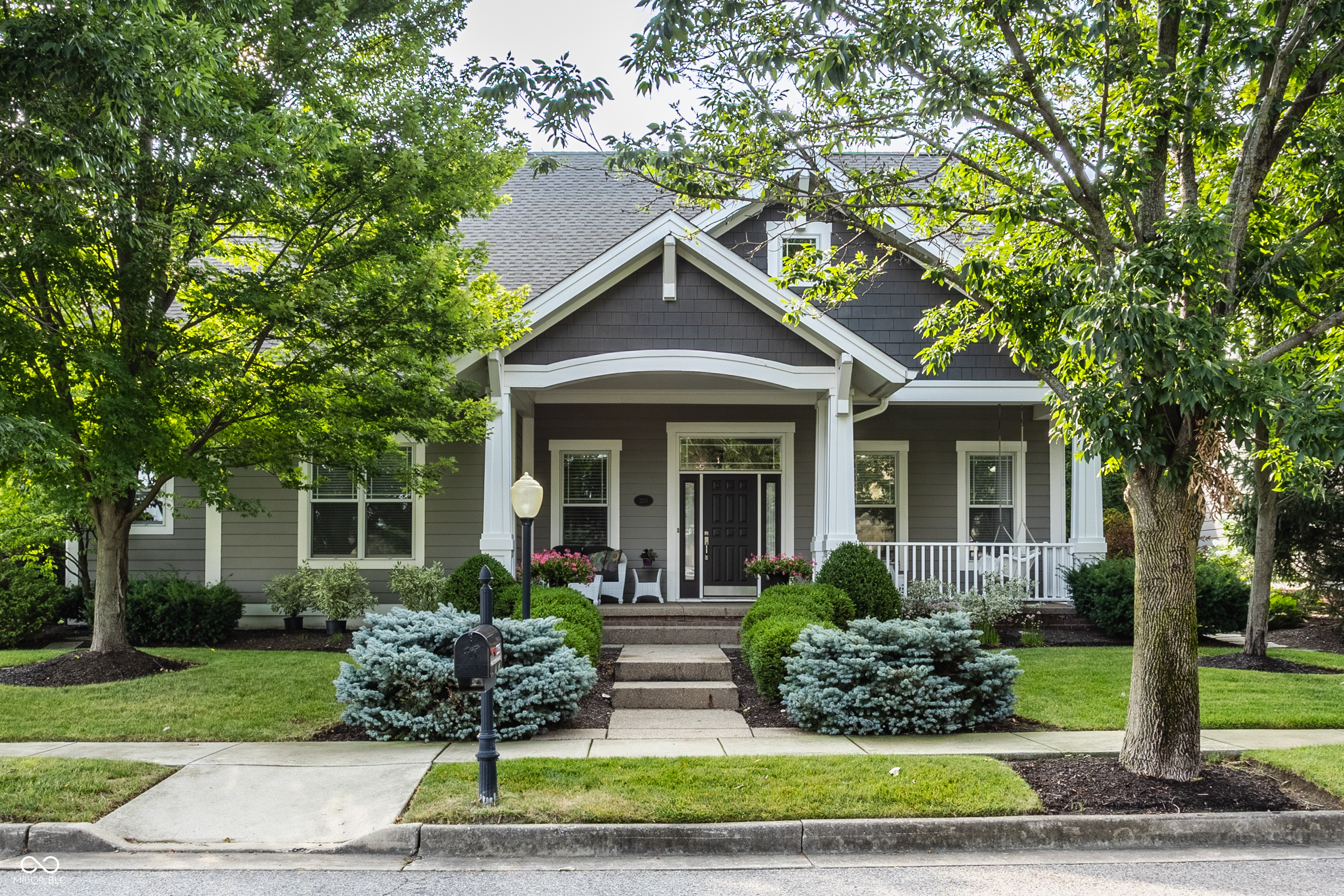 2nd image of 2213 Shaftesbury Rd, Carmel, IN 46032 | MLS# 22115791