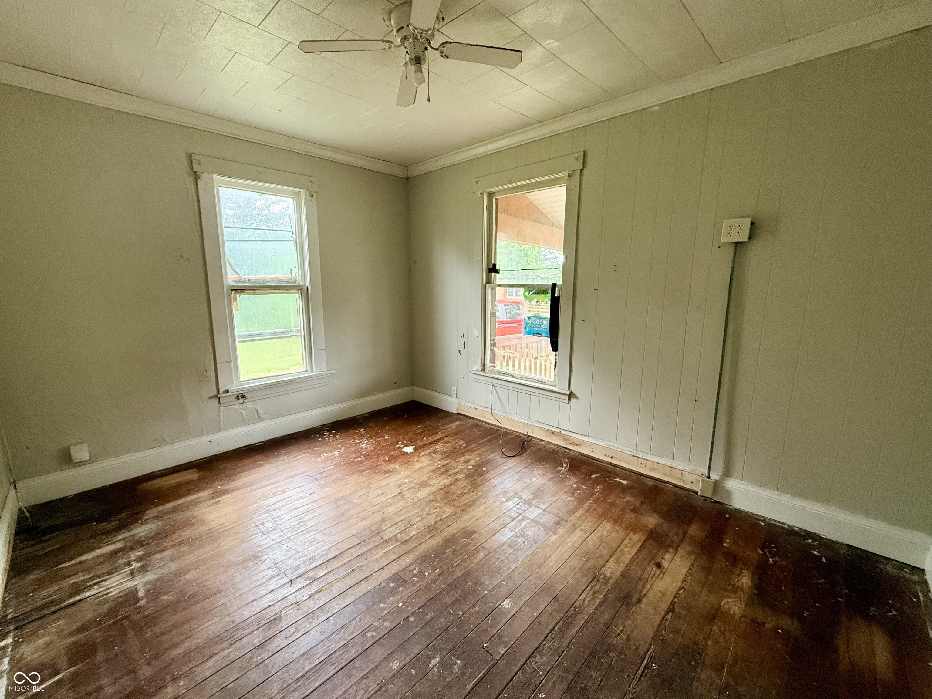 4th image of 2723 Bowery St, Columbus, IN 47203 | MLS# 22115807