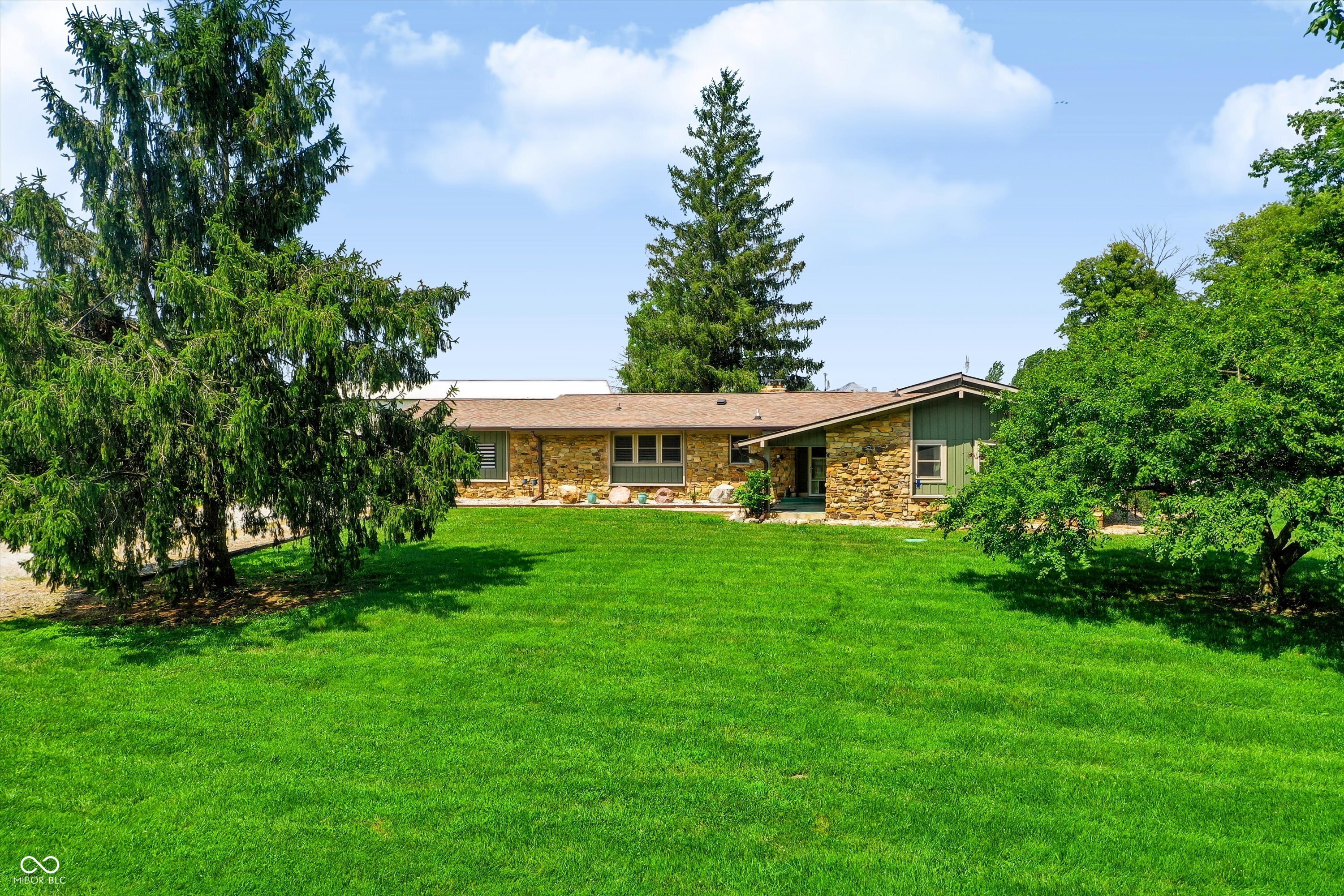 Homes for sale in Morristown, IN | 9002 N State Road 9 Road, Morristown, IN 46161 | MLS# 22115827