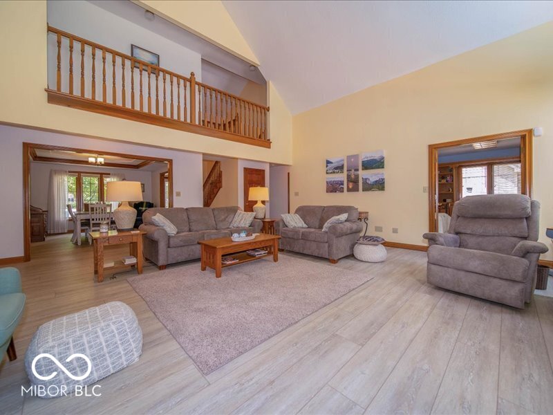 4th image of 3897 S Woodfield Dr S, New Palestine, IN 46163 | MLS# 22115832