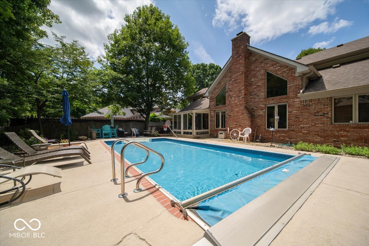 2nd image of 3897 S Woodfield Dr S, New Palestine, IN 46163 | MLS# 22115832