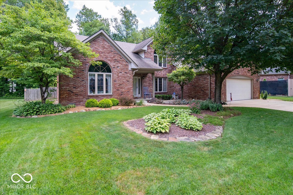 25th image of 3897 S Woodfield Dr S, New Palestine, IN 46163 | MLS# 22115832