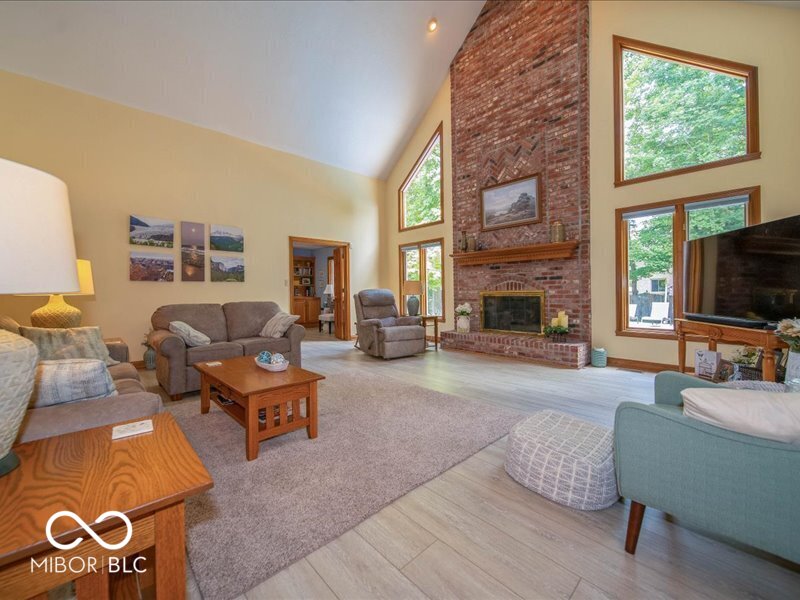 3rd image of 3897 S Woodfield Dr S, New Palestine, IN 46163 | MLS# 22115832