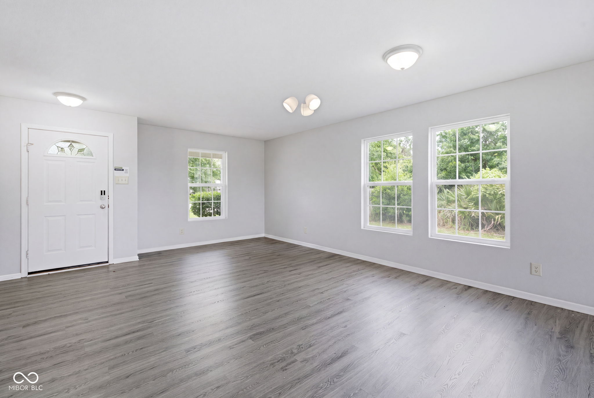 2nd image of 1655 Carriage Cir, Shelbyville, IN 46176 | MLS# 22115856
