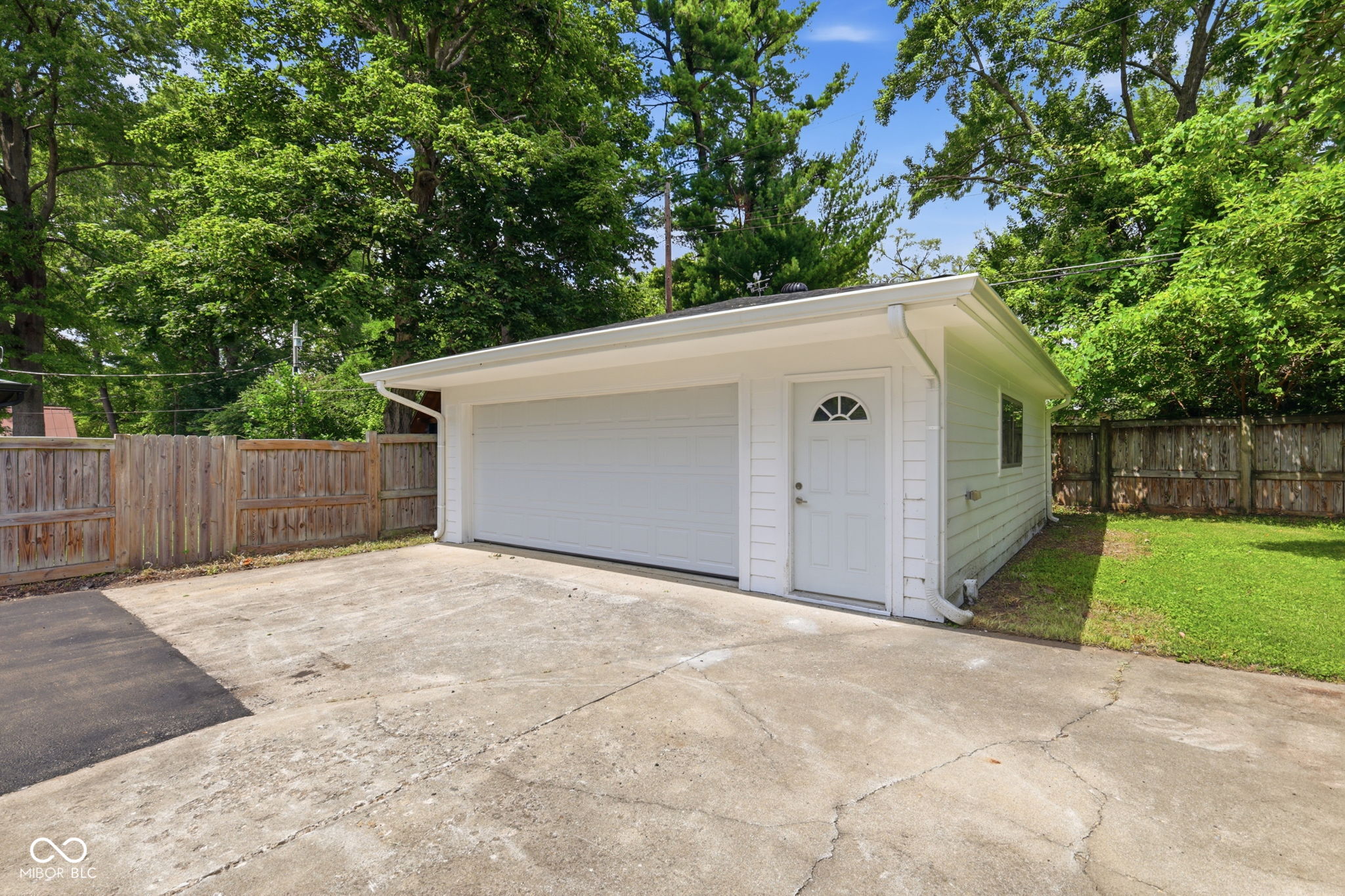 30th image of 1228 Rowin Rd, Indianapolis, IN 46220 | MLS# 22115900