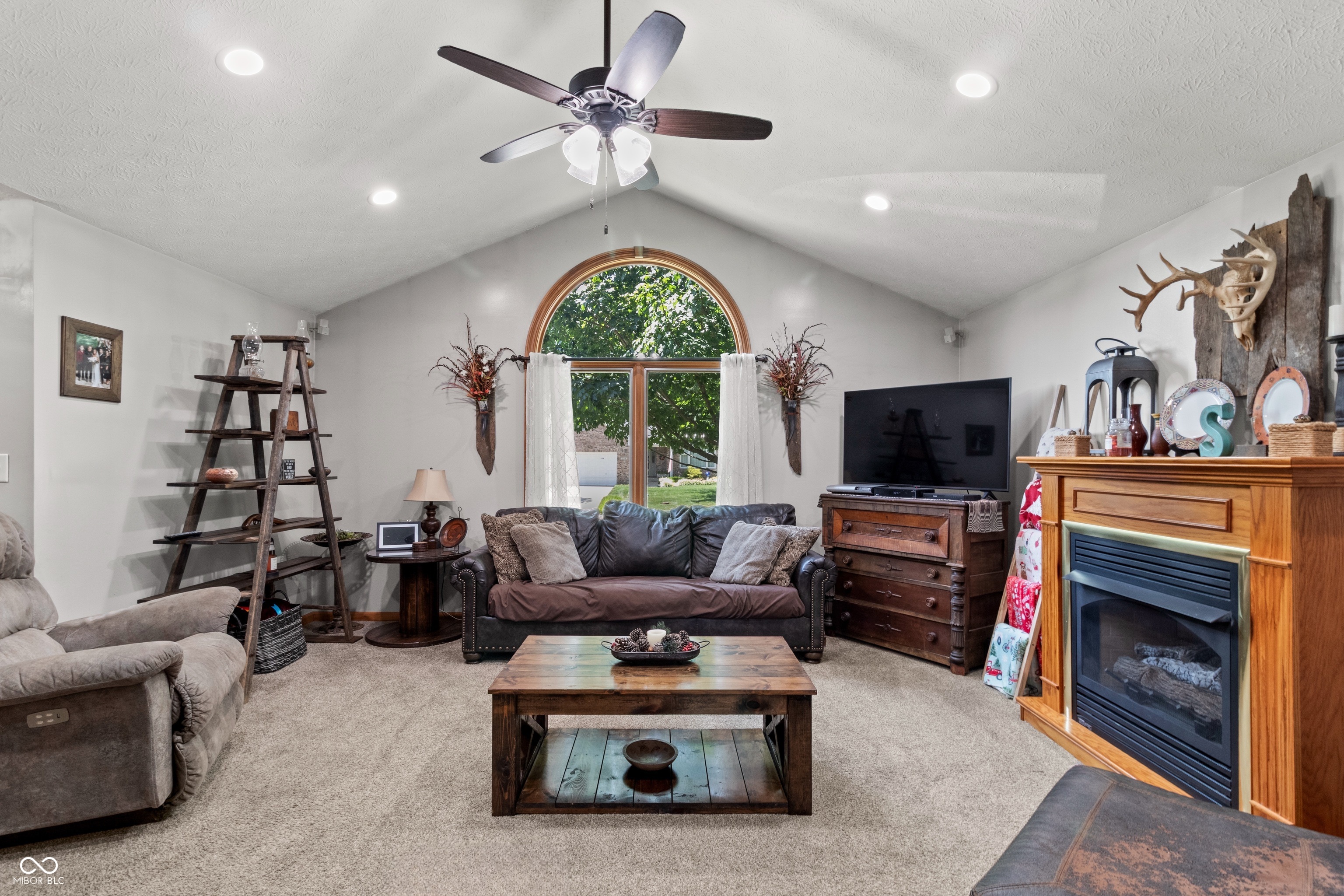 4th image of 1135 Crystal Ct, Avon, IN 46123 | MLS# 22116087