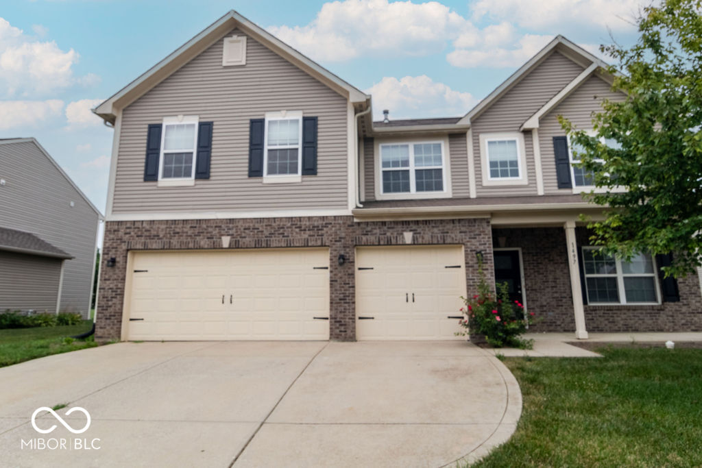 3rd image of 1497 Windborne Ln, Greenwood, IN 46143 | MLS# 22116104
