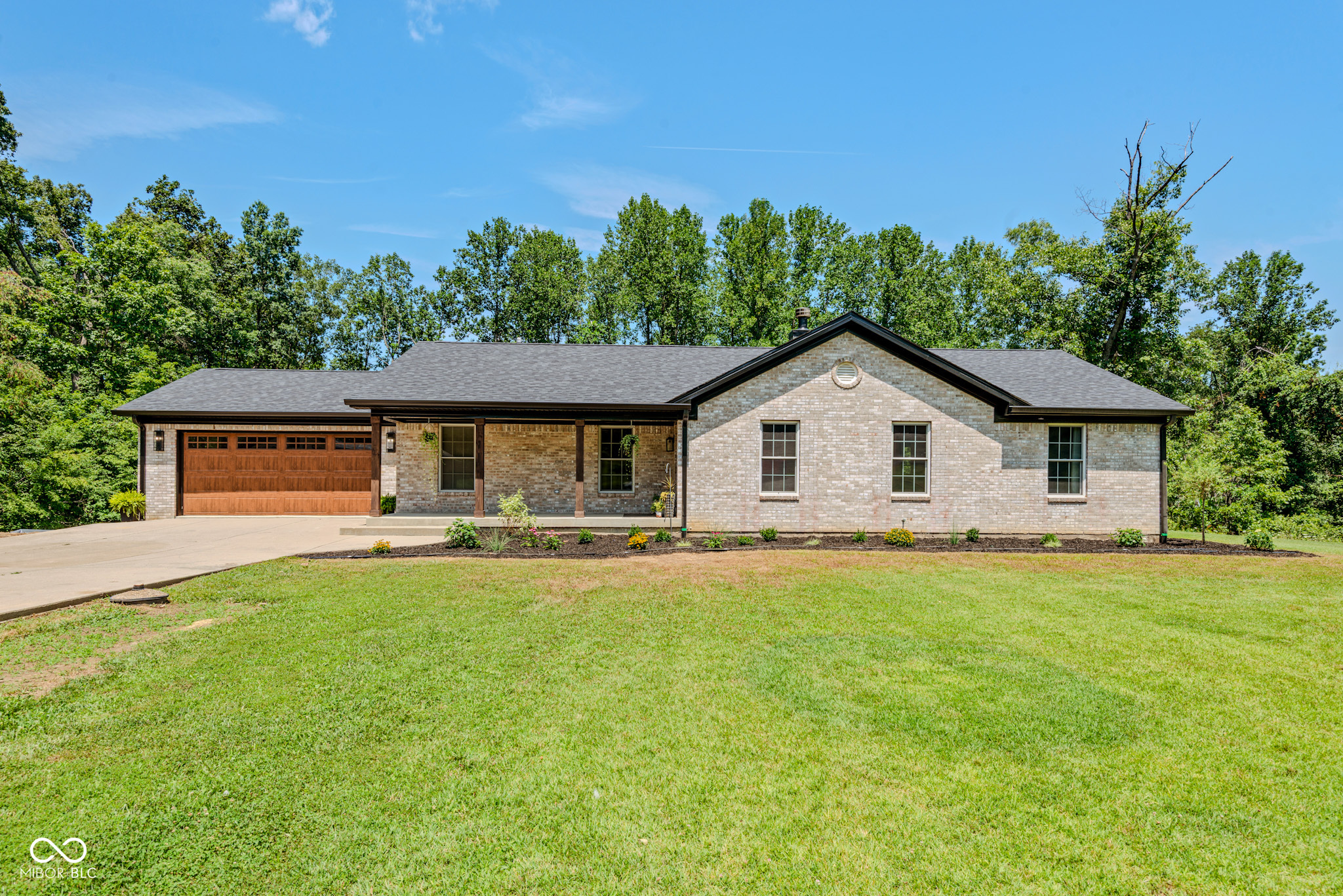 1st image of 8486 W Georgetown, Columbus, IN 47201 | MLS# 22116186