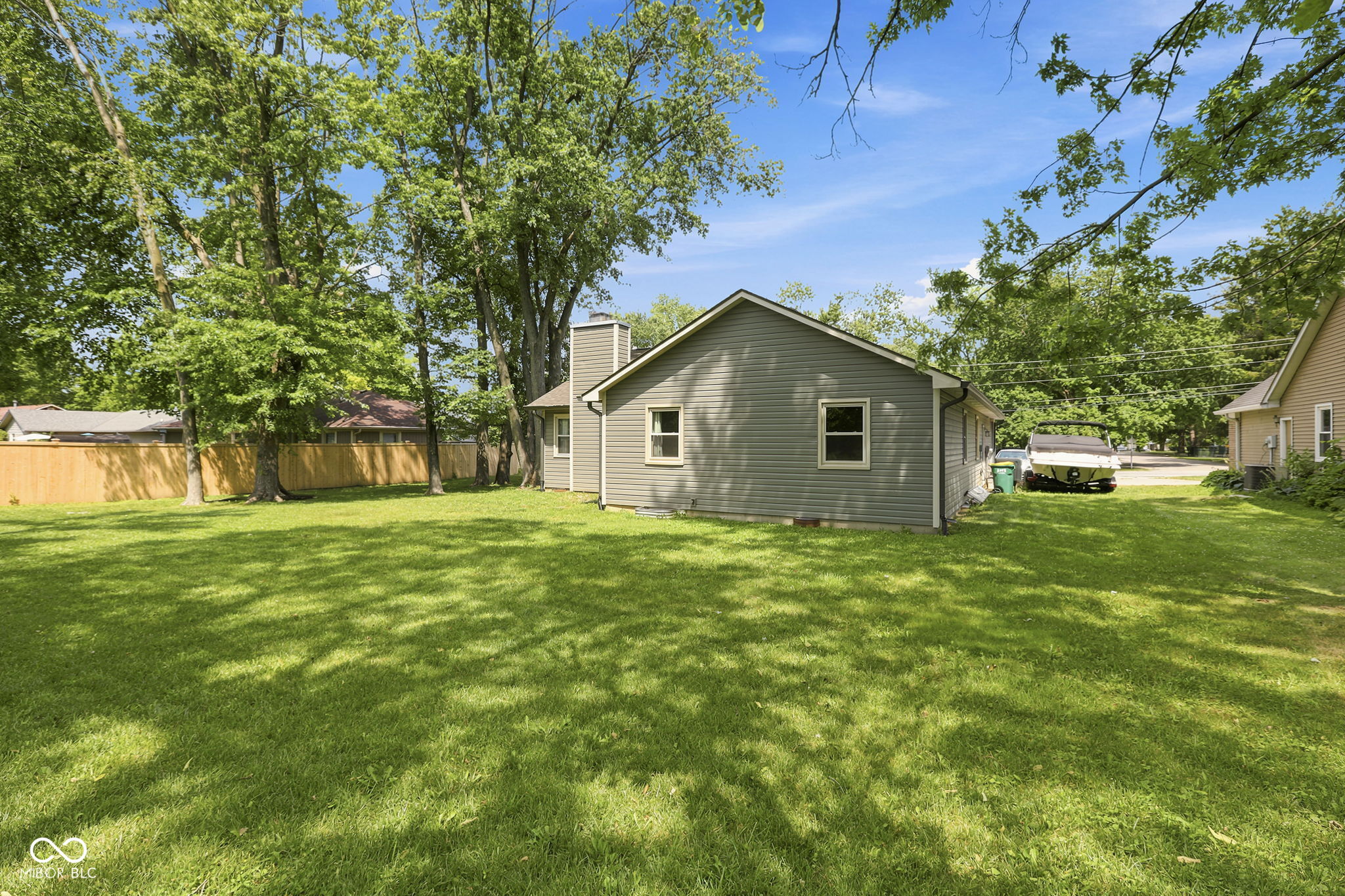 38th image of 329 N East St, Westfield, IN 46074 | MLS# 22116233