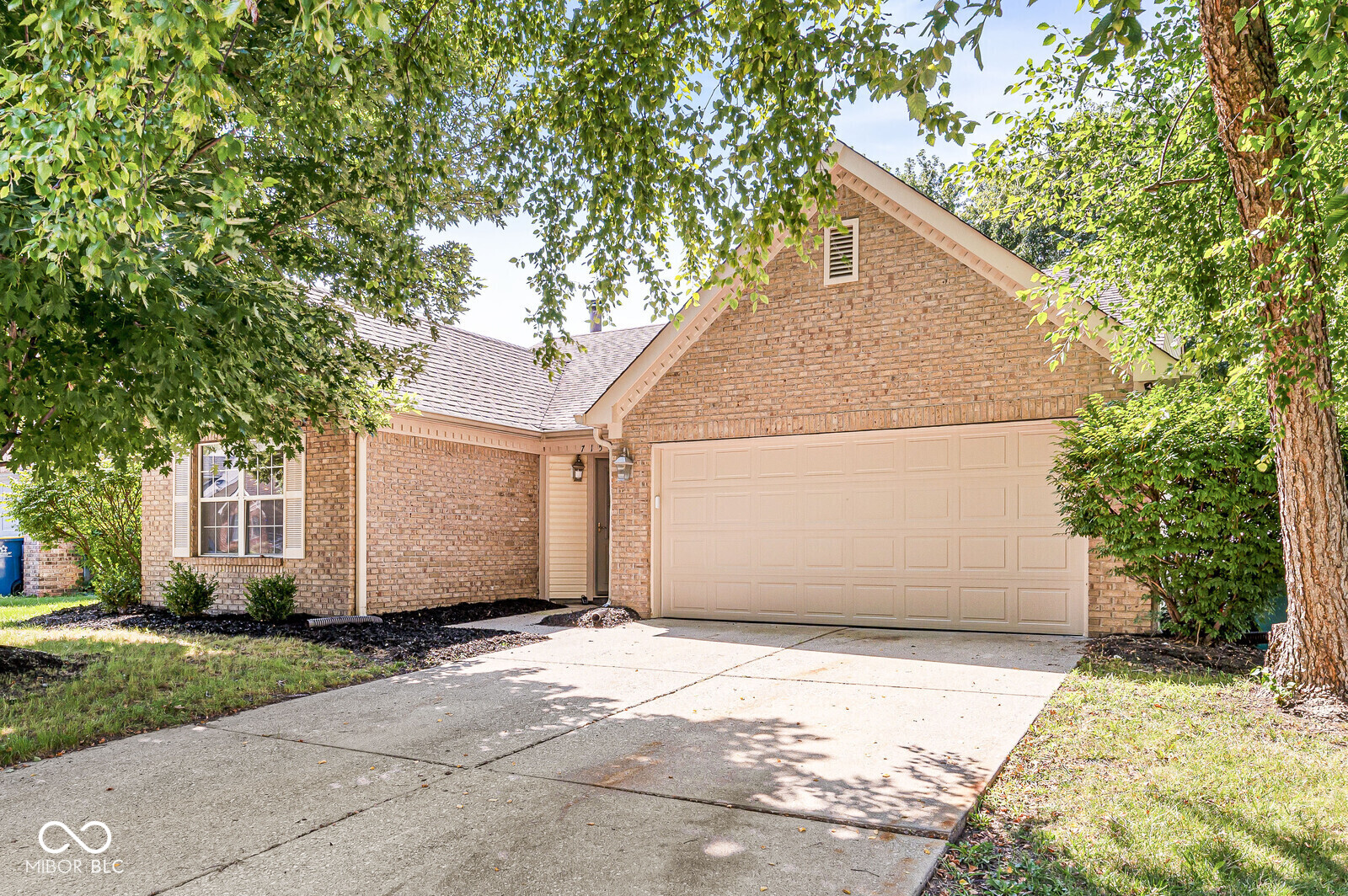 1st image of 7155 Woodgate Dr, Fishers, IN 46038 | MLS# 22116294