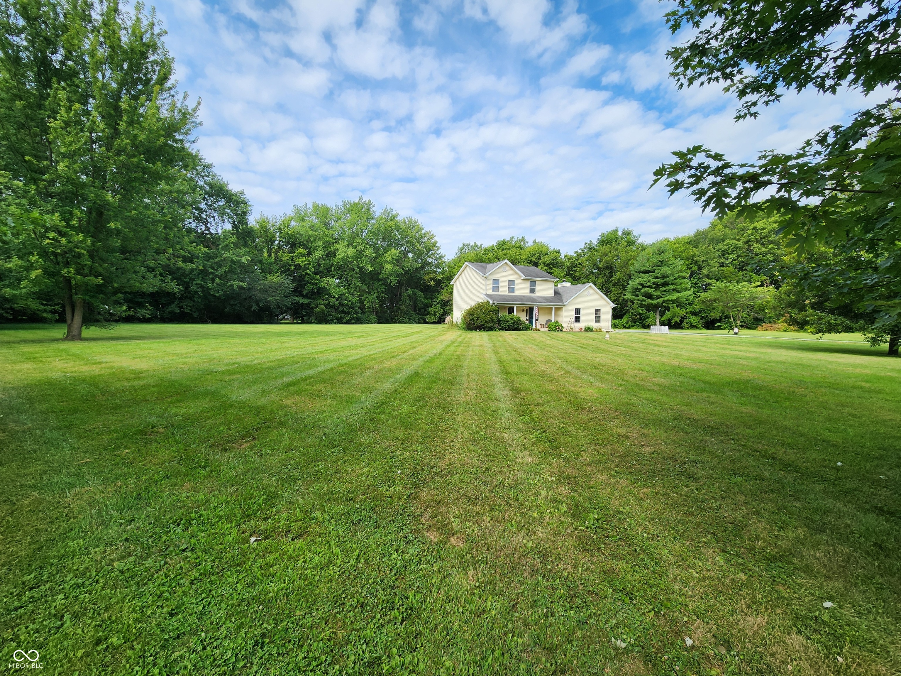2nd image of 211 Danci Dr, Pendleton, IN 46064 | MLS# 22116304