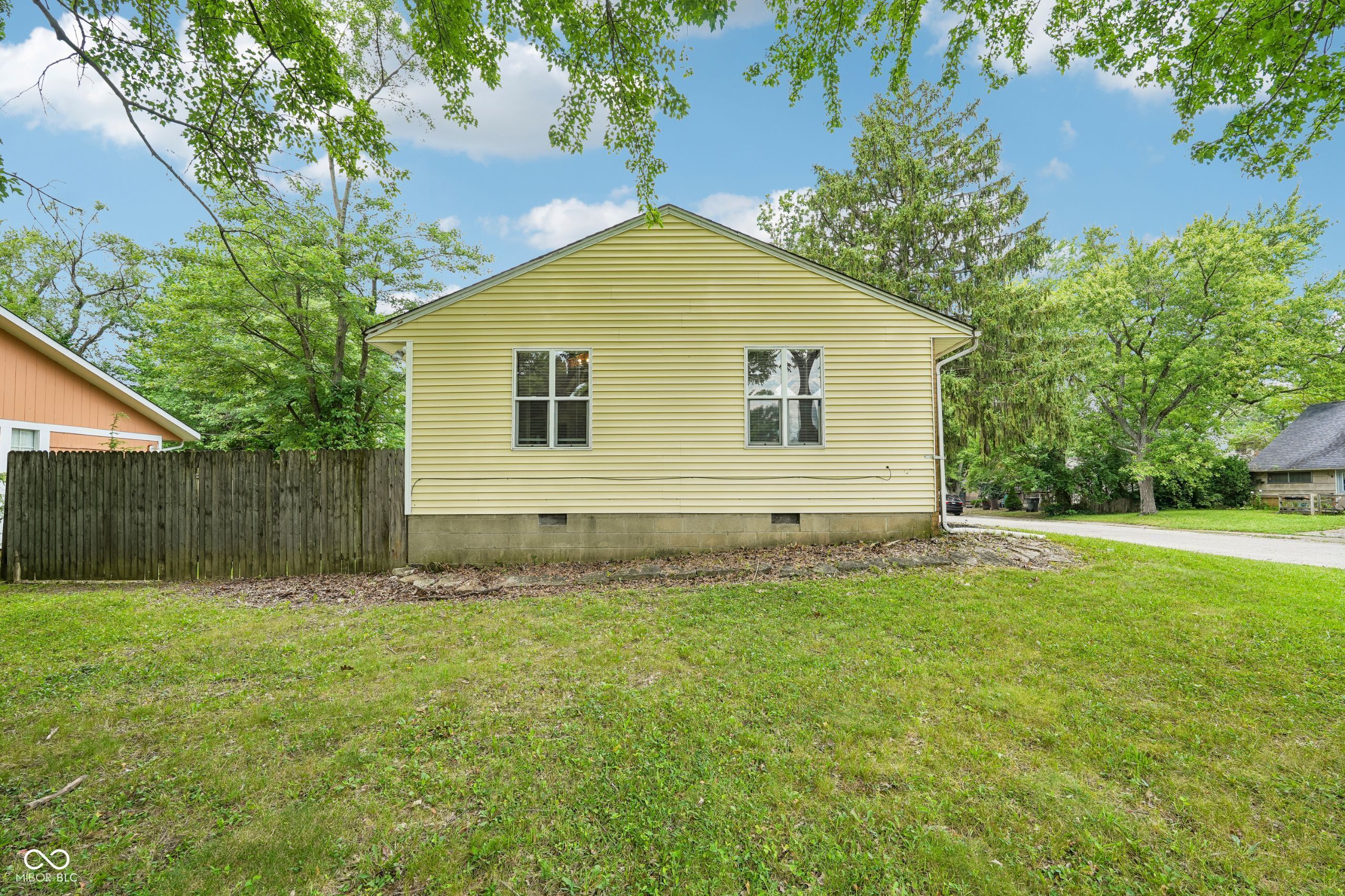 46th image of 6147 E 40th St, Indianapolis, IN 46226 | MLS# 22116325