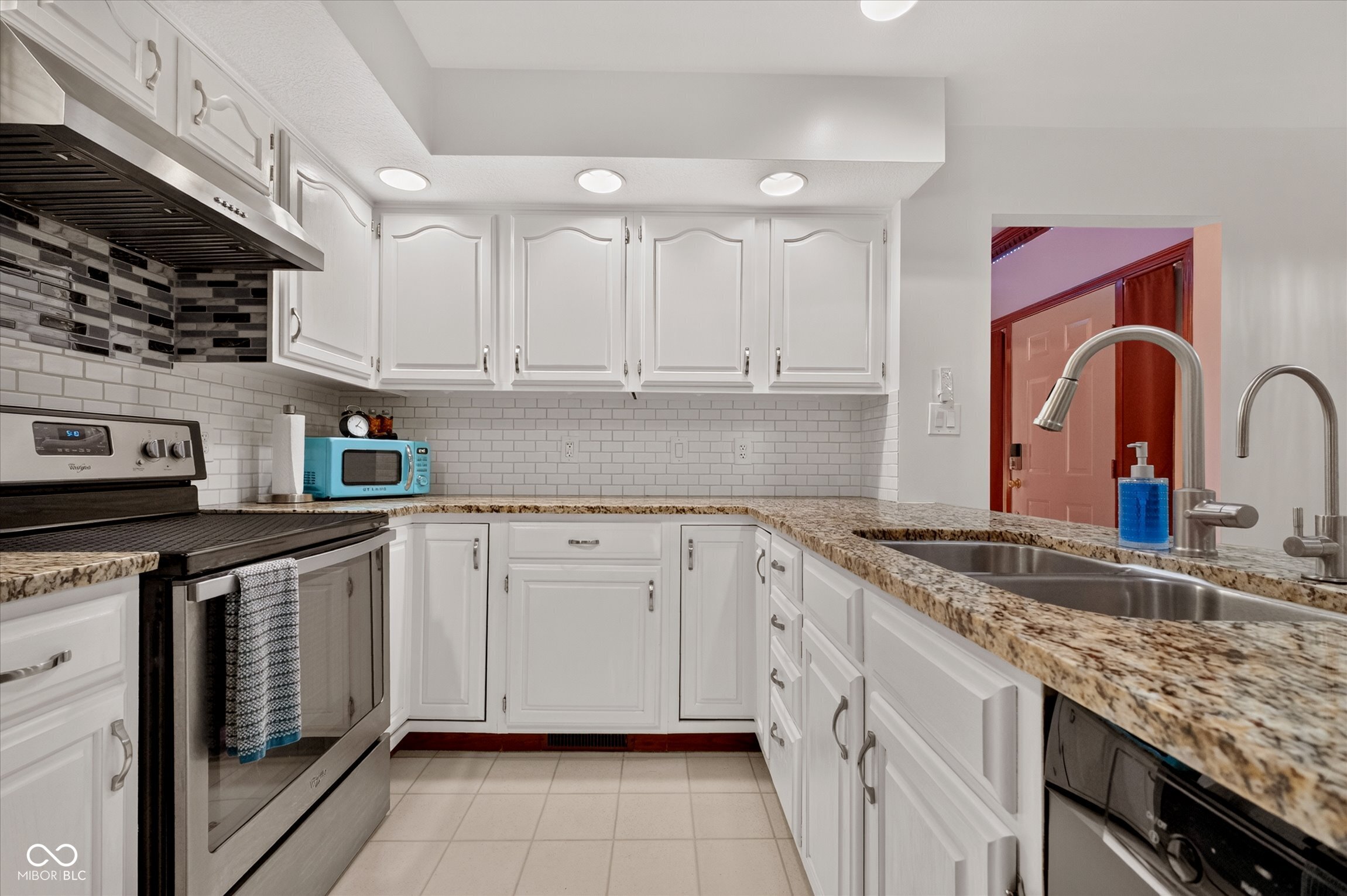 4th image of 876 Bayside, Greenwood, IN 46143 | MLS# 22116472