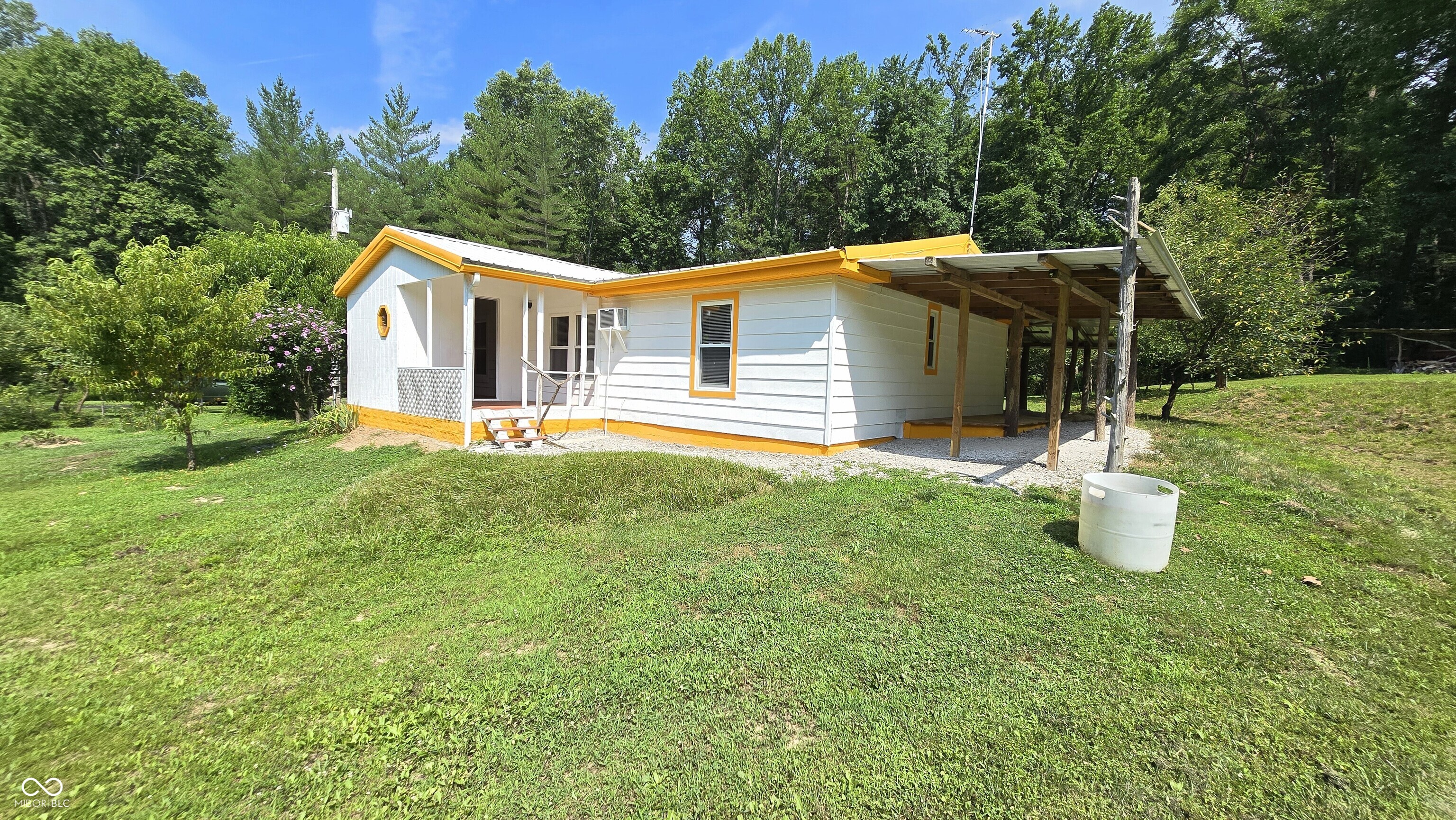 1st image of 6013 N 933 W, Deputy, IN 47230 | MLS# 22116500