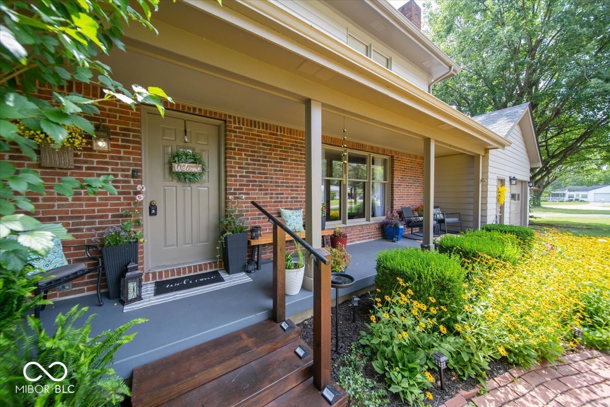 3rd image of 424 Lockerbie Rd, Shelbyville, IN 46176 | MLS# 22116515