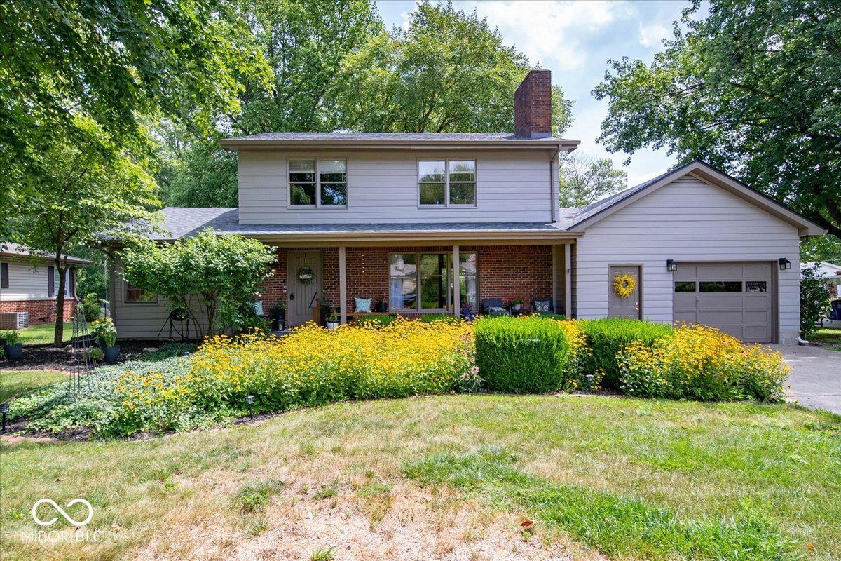1st image of 424 Lockerbie Rd, Shelbyville, IN 46176 | MLS# 22116515