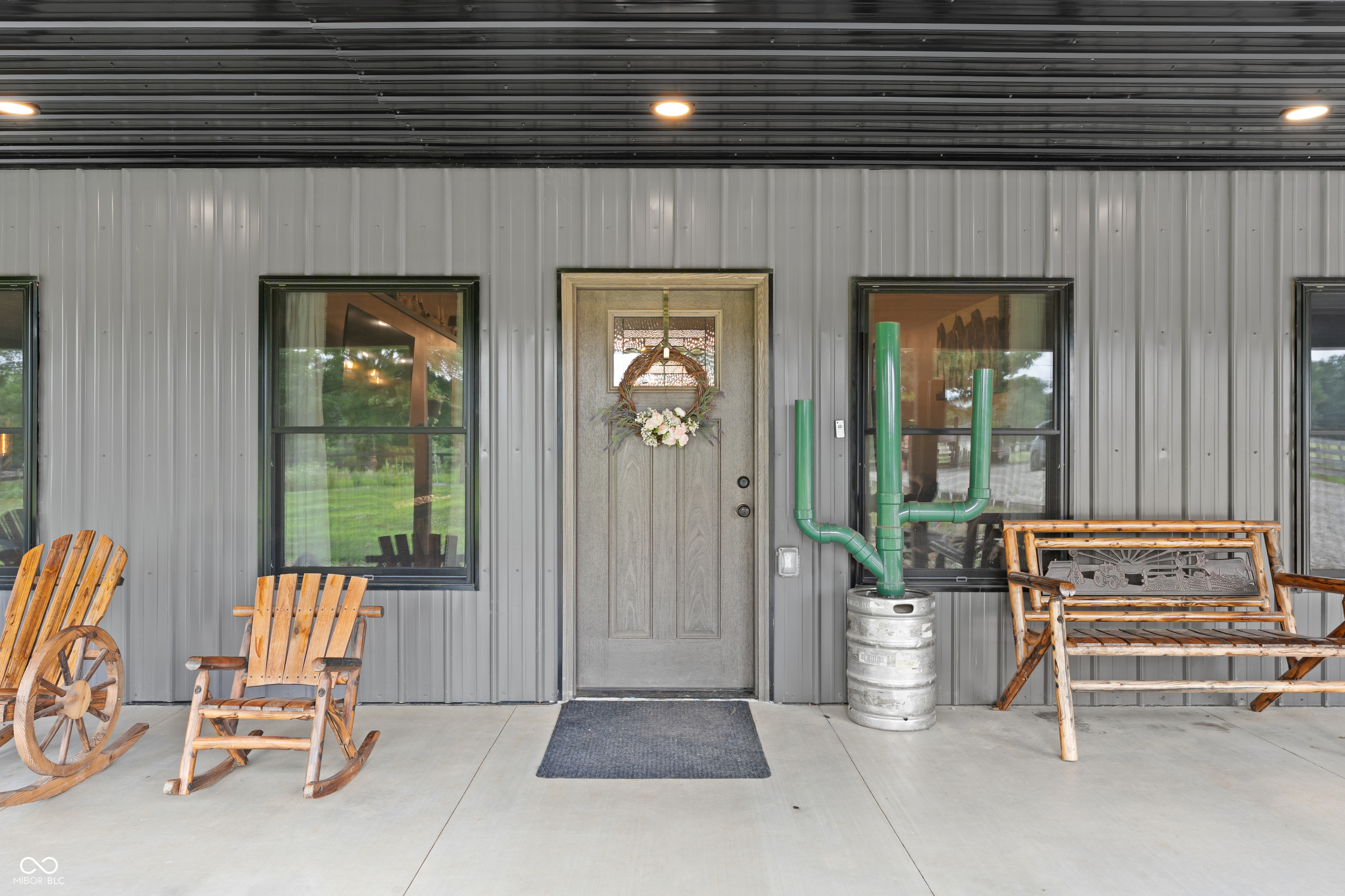 3rd image of 8513 E Green Acres Rd, Columbus, IN 47201 | MLS# 22116555