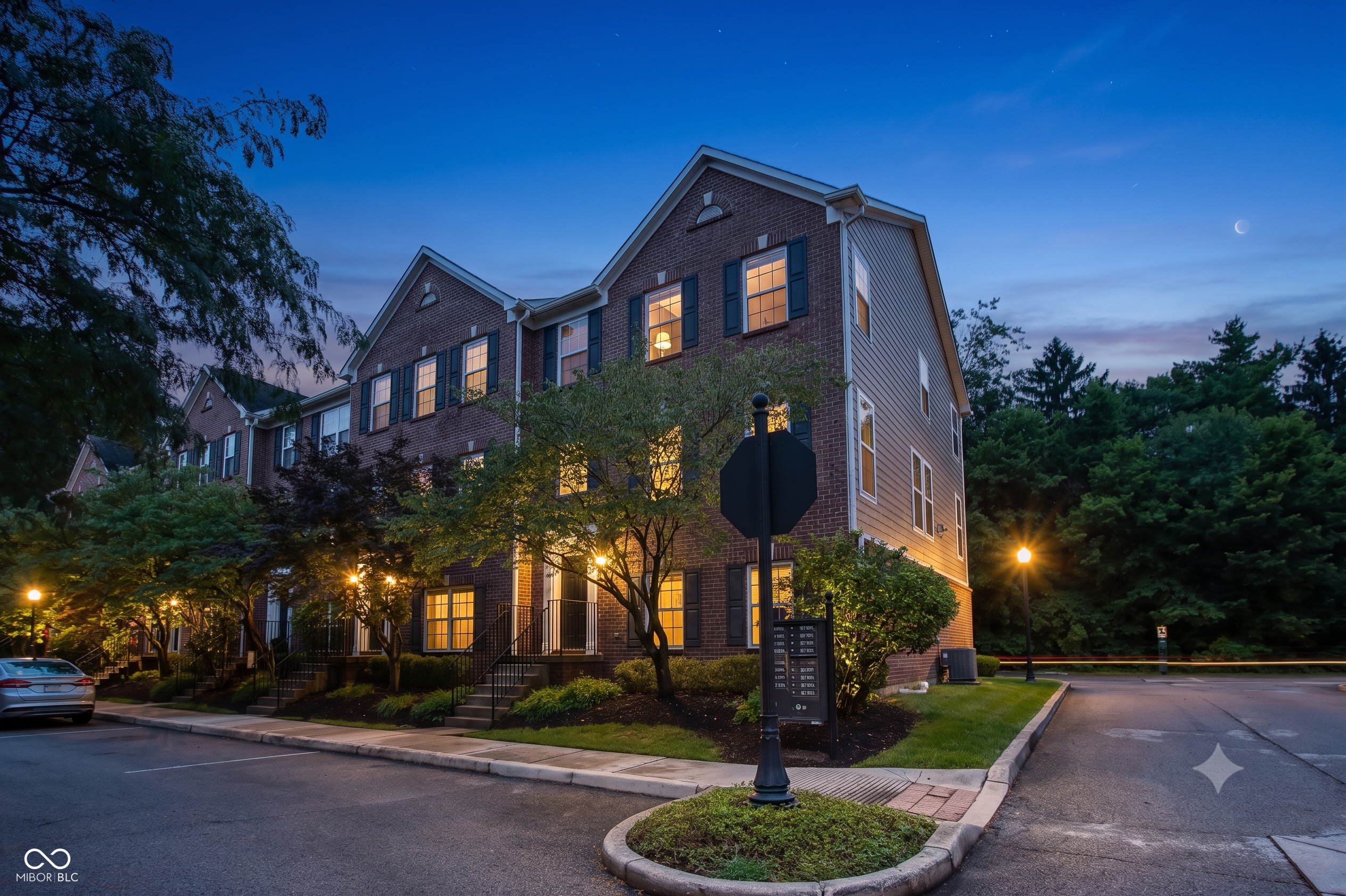 2nd image of 897 Rosalind Pl, Carmel, IN 46032 | MLS# 22116582