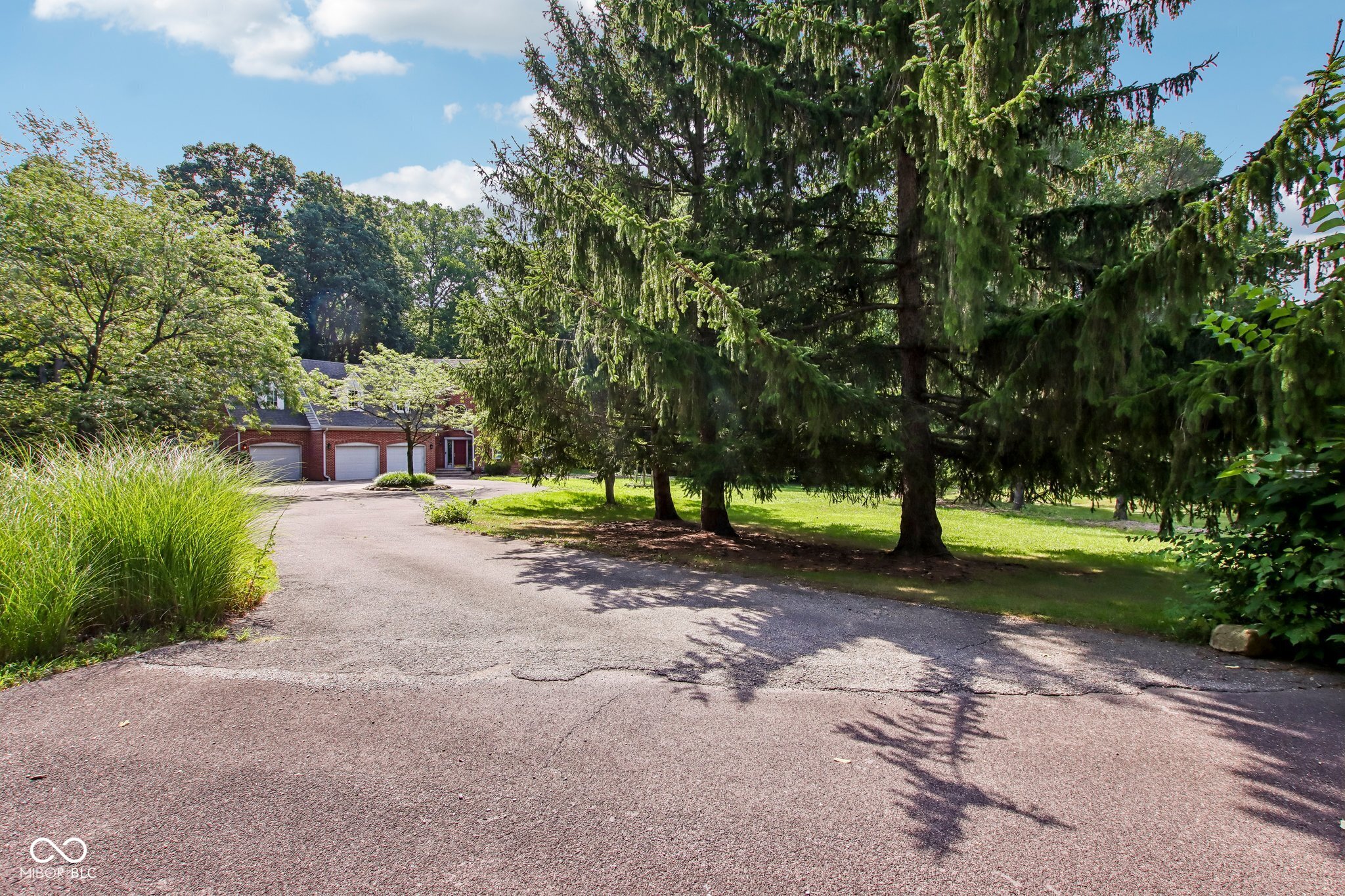 3rd image of 8819 Shetland Ln, Indianapolis, IN 46278 | MLS# 22116634