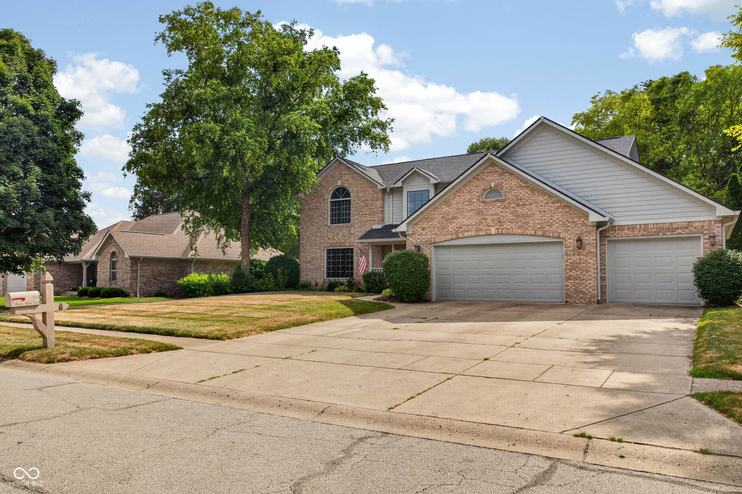 2nd image of 253 Linden Ridge Trl, Greenwood, IN 46142 | MLS# 22116641
