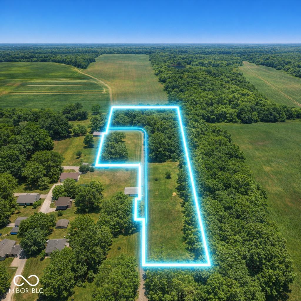 2nd image of 300 South, Anderson, IN 46017 | MLS# 22116695