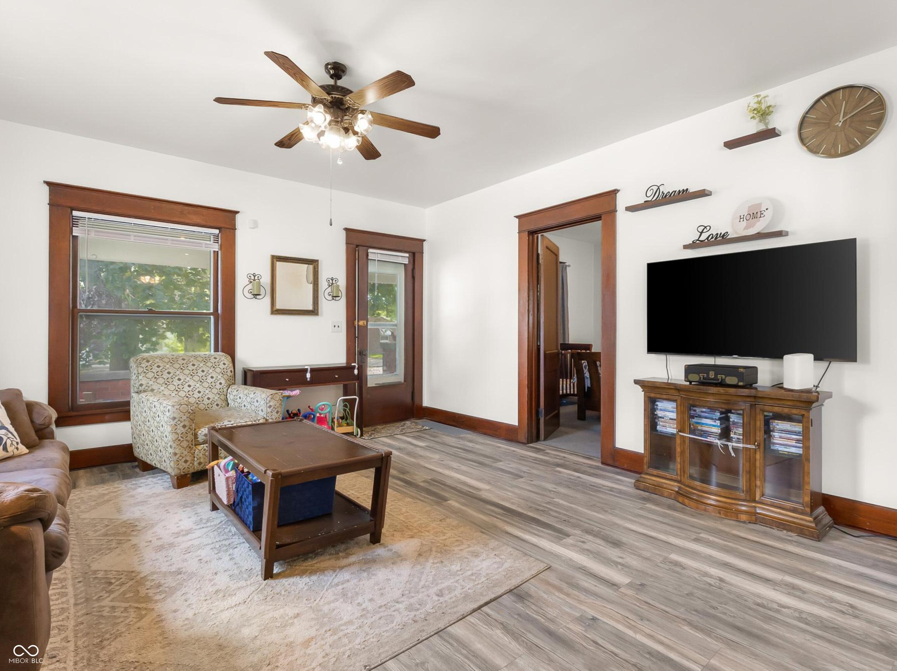 5th image of 300 Hege Ave, Columbus, IN 47201 | MLS# 22116710