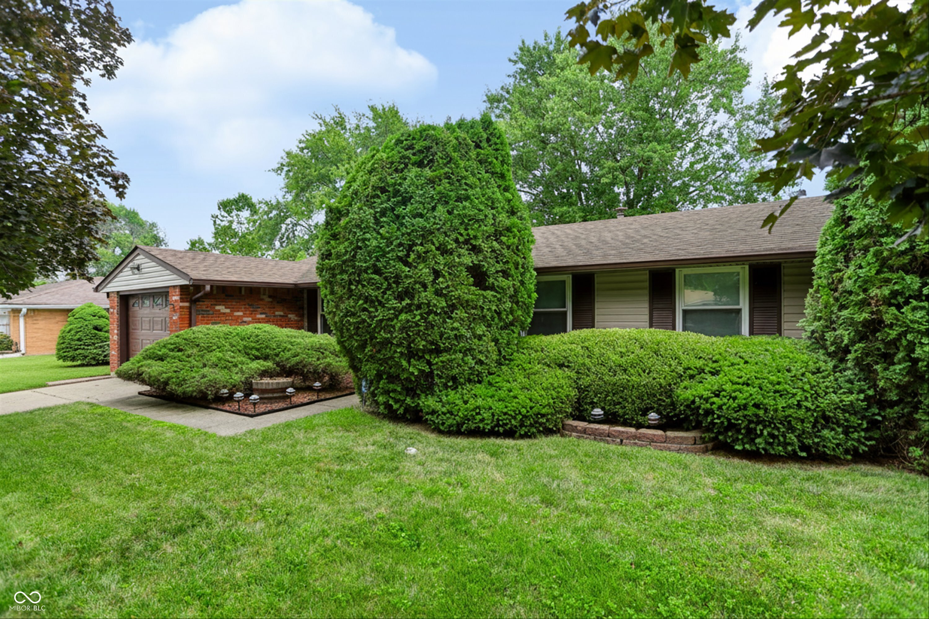 3rd image of 10301 Nassau Ln, Indianapolis, IN 46229 | MLS# 22116744