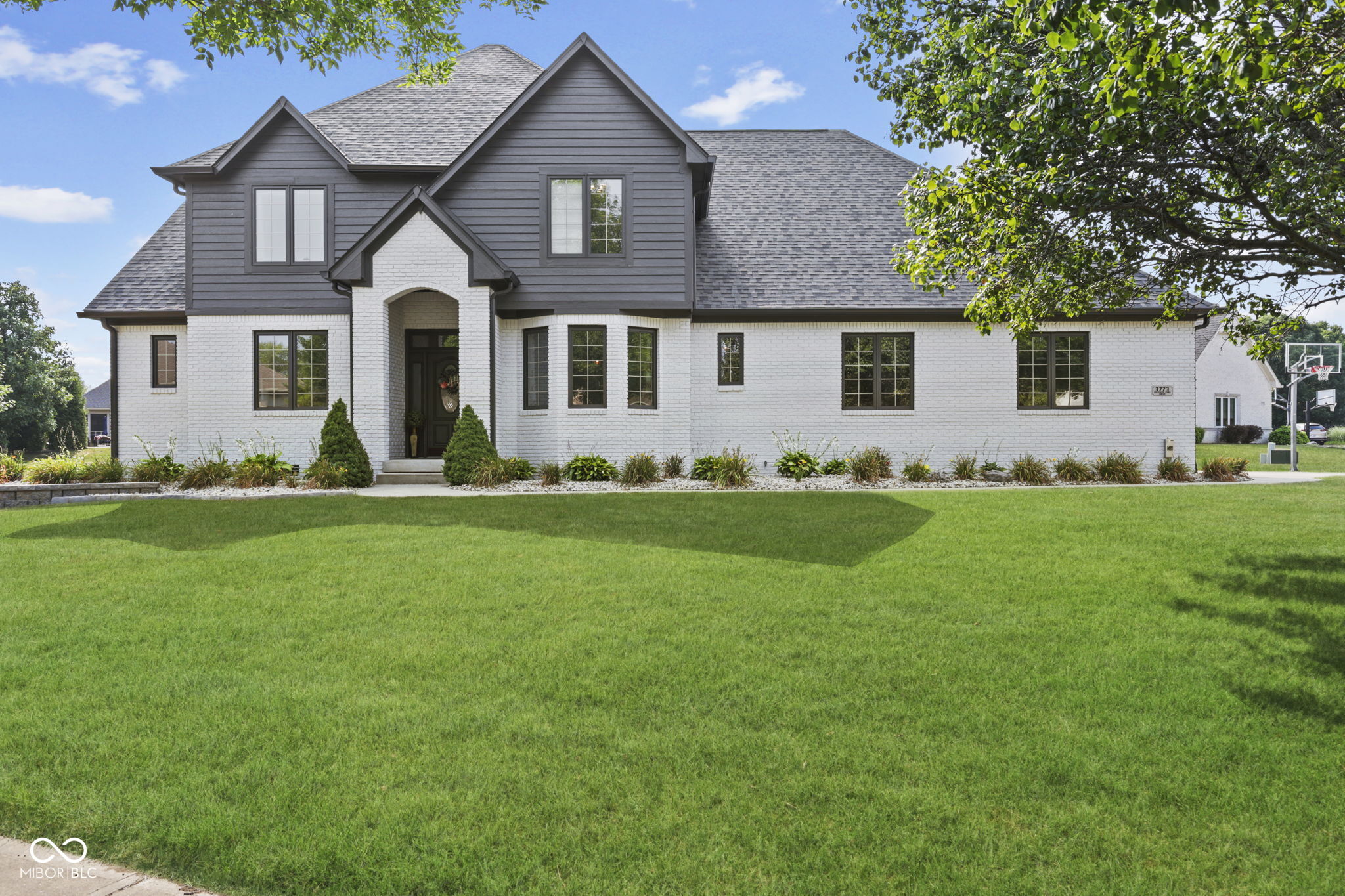2nd image of 3773 Highland Park Dr, Greenwood, IN 46143 | MLS# 22116826