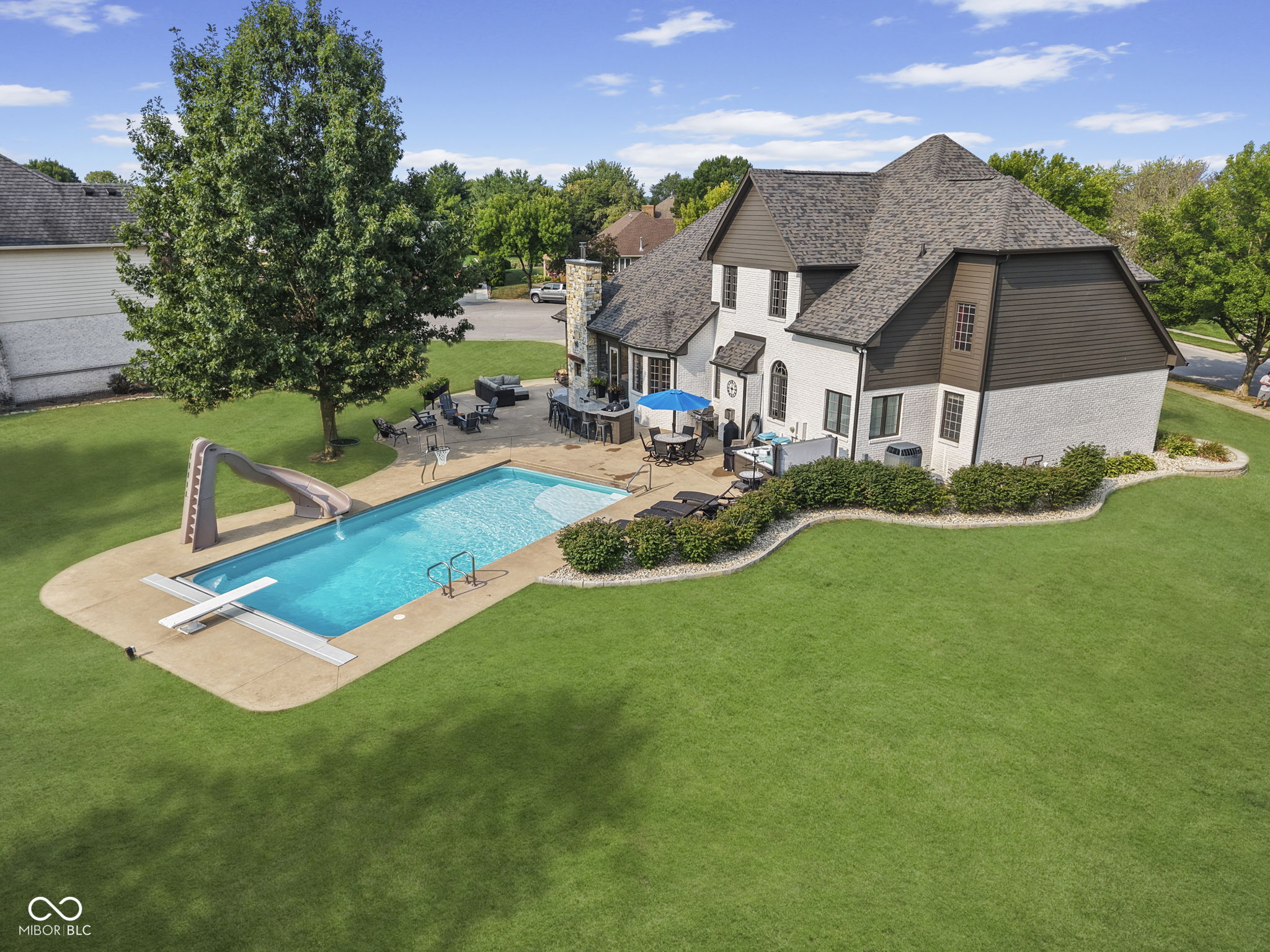3rd image of 3773 Highland Park Dr, Greenwood, IN 46143 | MLS# 22116826