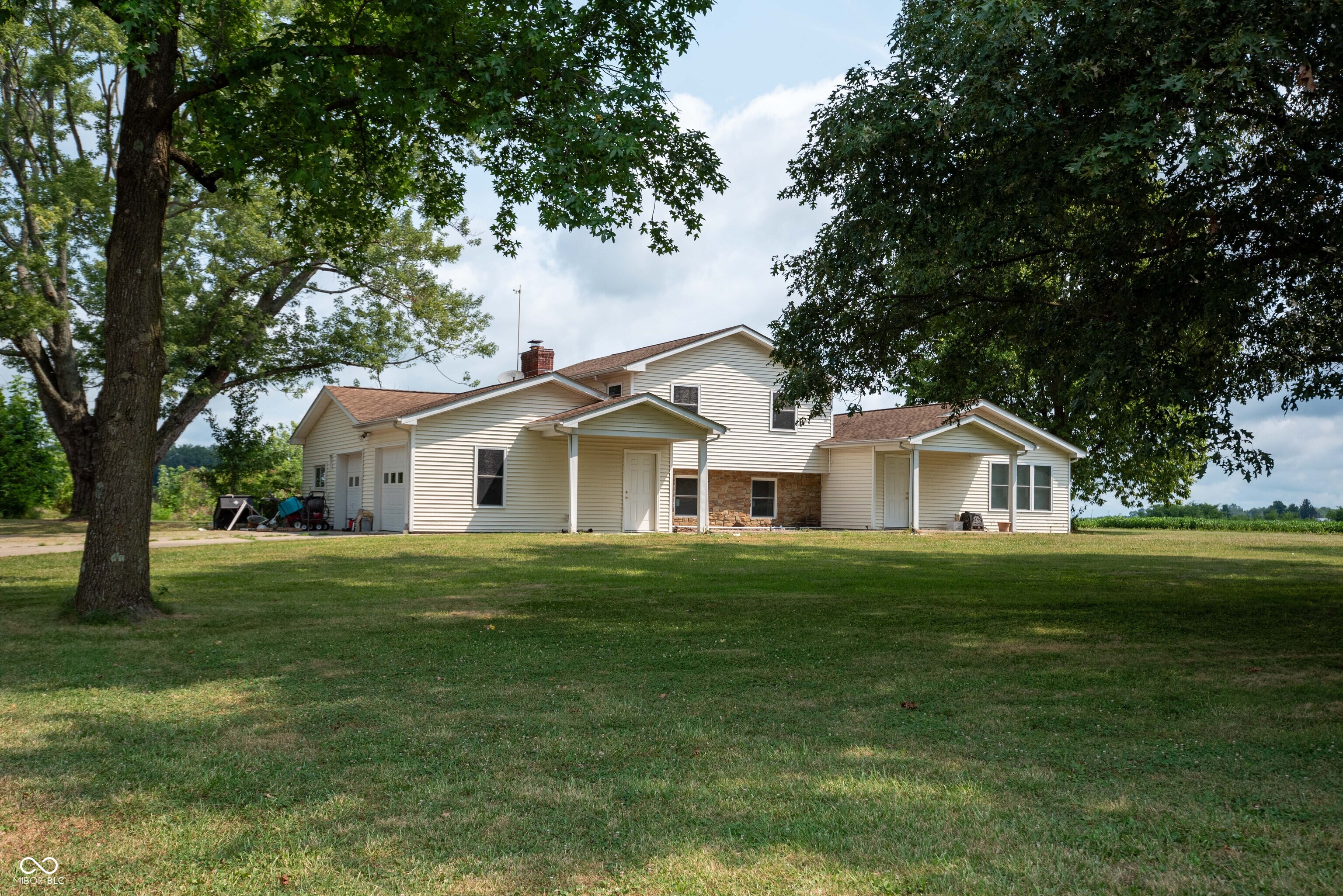 3rd image of 8464 E 25Th St, Columbus, IN 47203 | MLS# 22116911