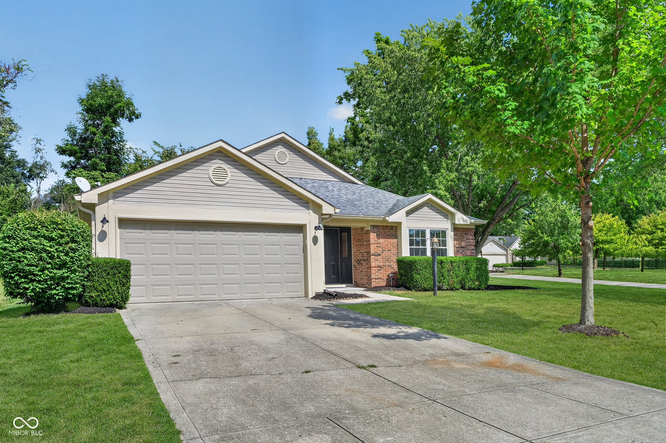 4th image of 6475 Hunters Green Cir, Indianapolis, IN 46278 | MLS# 22116951