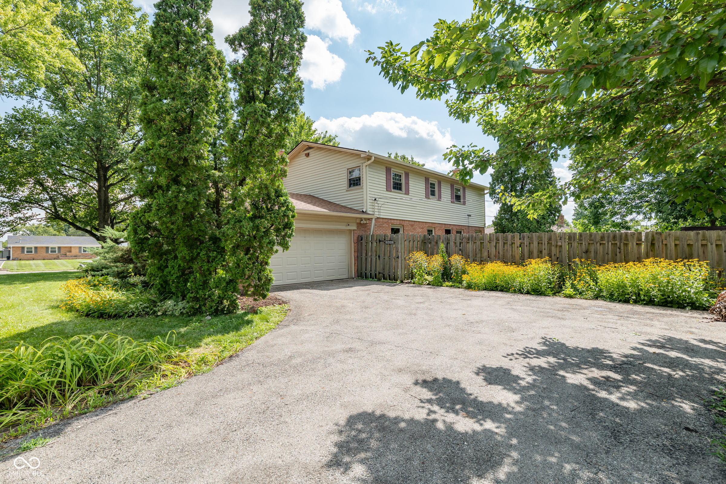32nd image of 6328 E 52nd Pl, Indianapolis, IN 46226 | MLS# 22116980